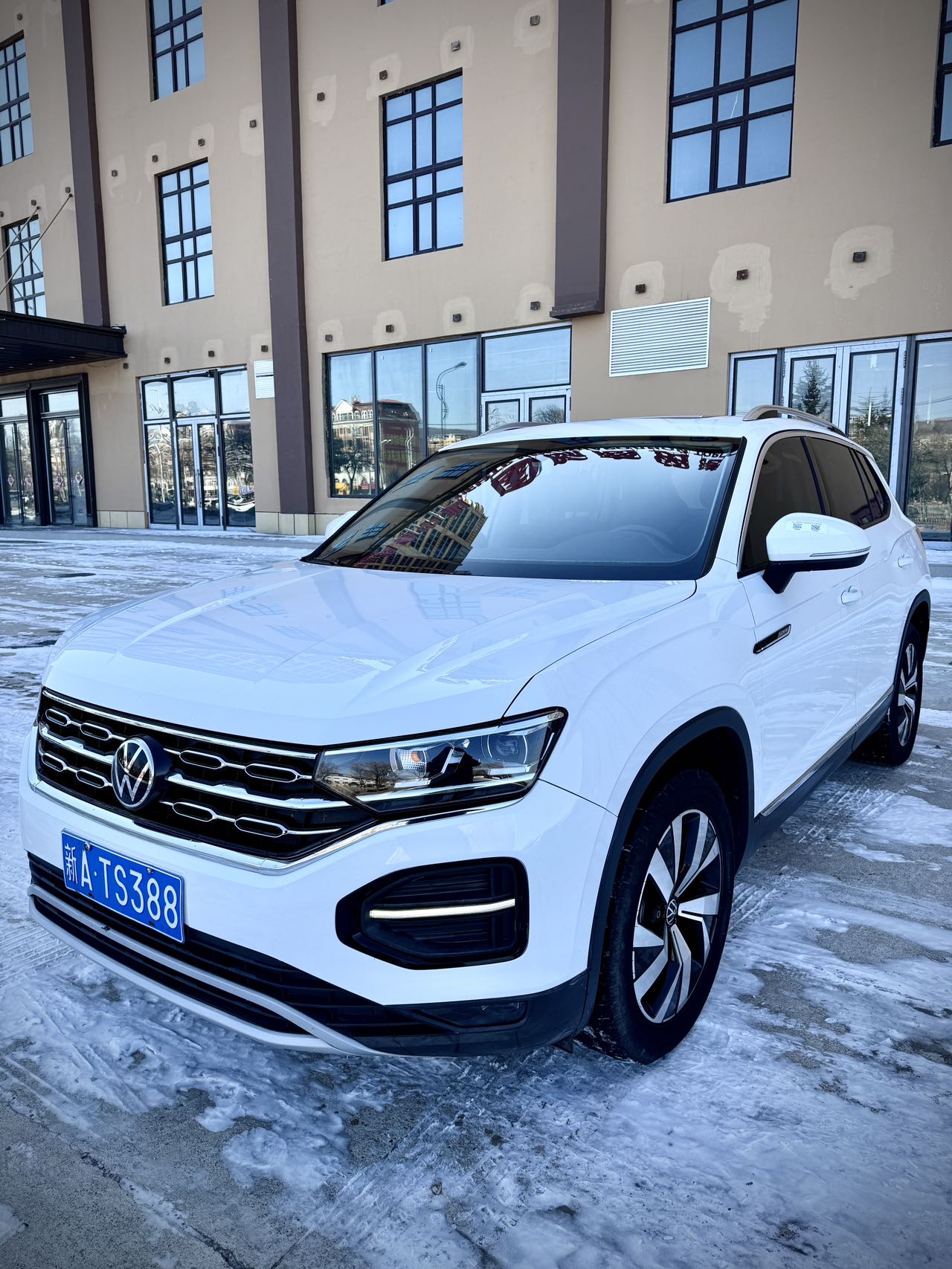 Volkswagen Tayron 280TSI 2021 года, передний привод, роскошная интеллектуальная версия