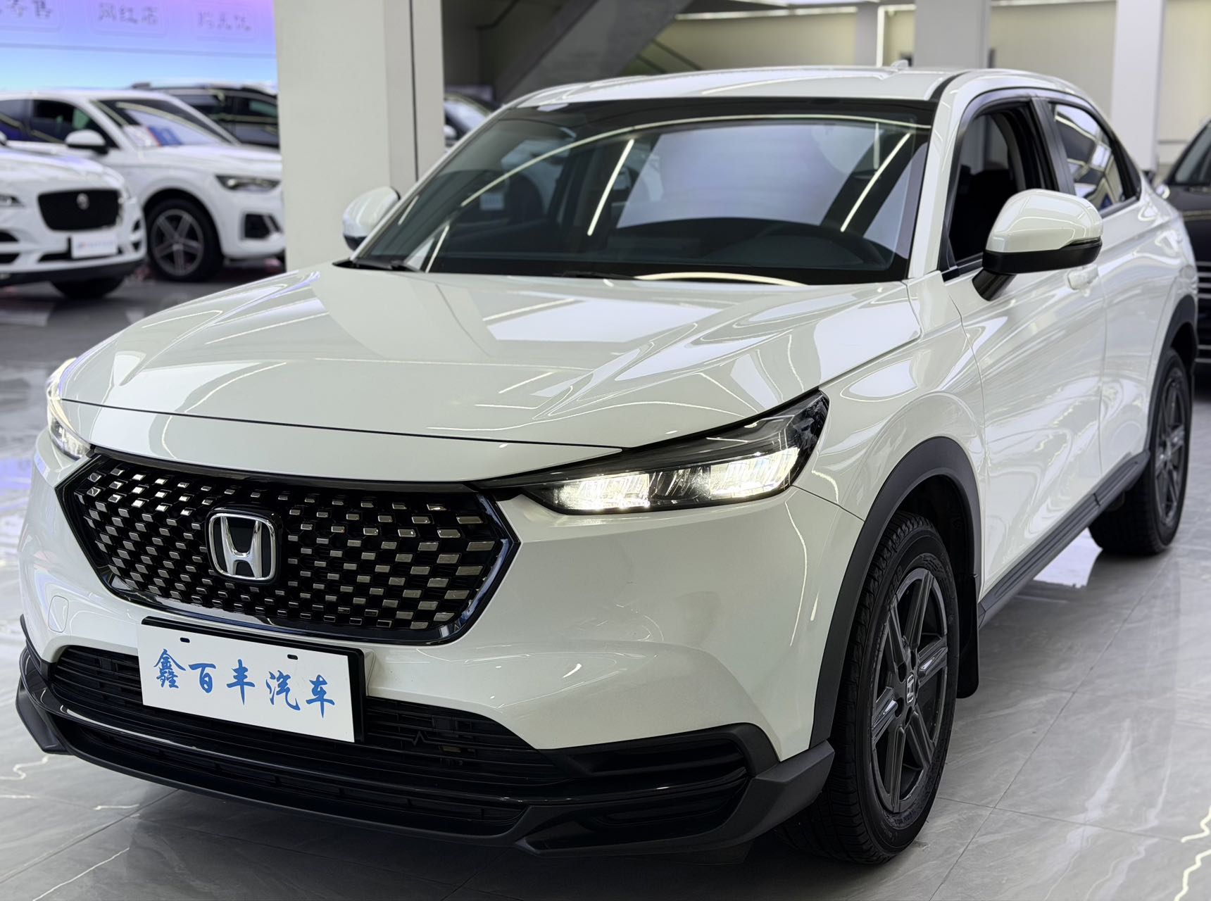 Honda XR-V 2023 версия 1.5L CVT Heat Edition