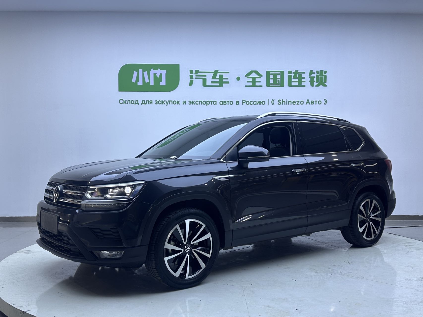 Volkswagen Tharu 2022 280TSI передний привод, люксовая версия