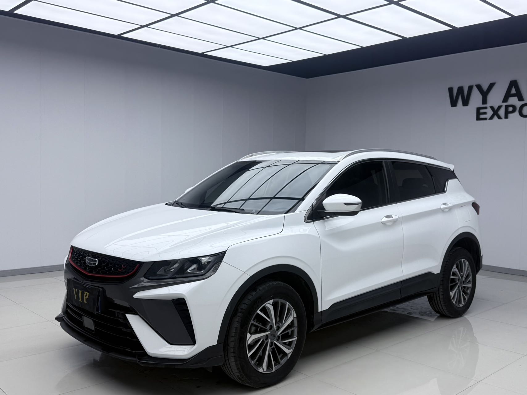 Geely Bin Yue 2021 модель 1.4T DCT Платиновая версия