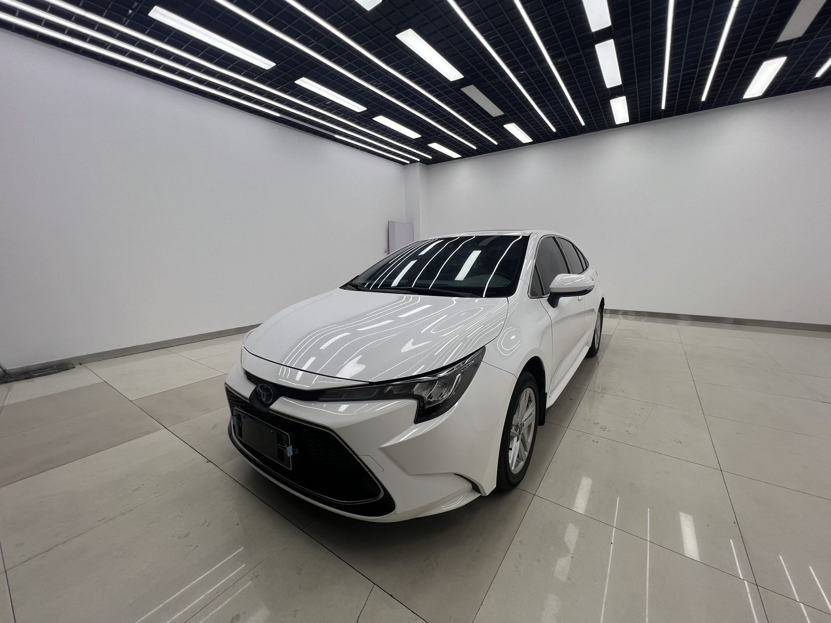 LVGBPB9E3NG232926 【Название транспортного средства】Toyota Levin 2022 года выпуска, версия 185T CVT Luxury