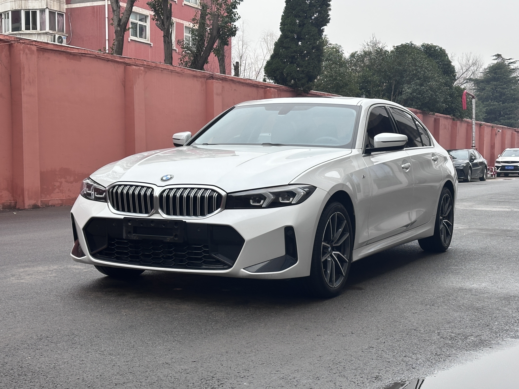 BMW 3 серии 2023 года, 320Li, комплект M Spor