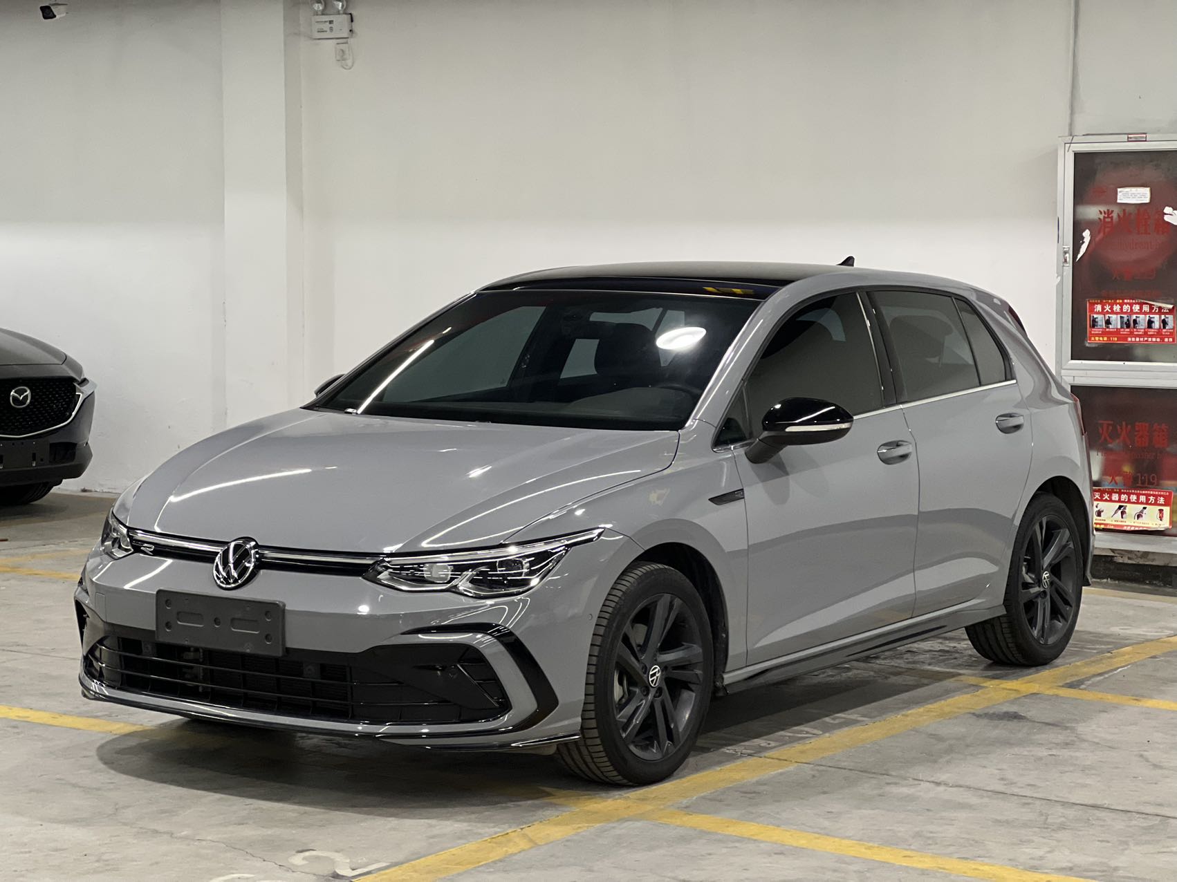Volkswagen Golf 2023 года 280 TSI DSG R-Line lite