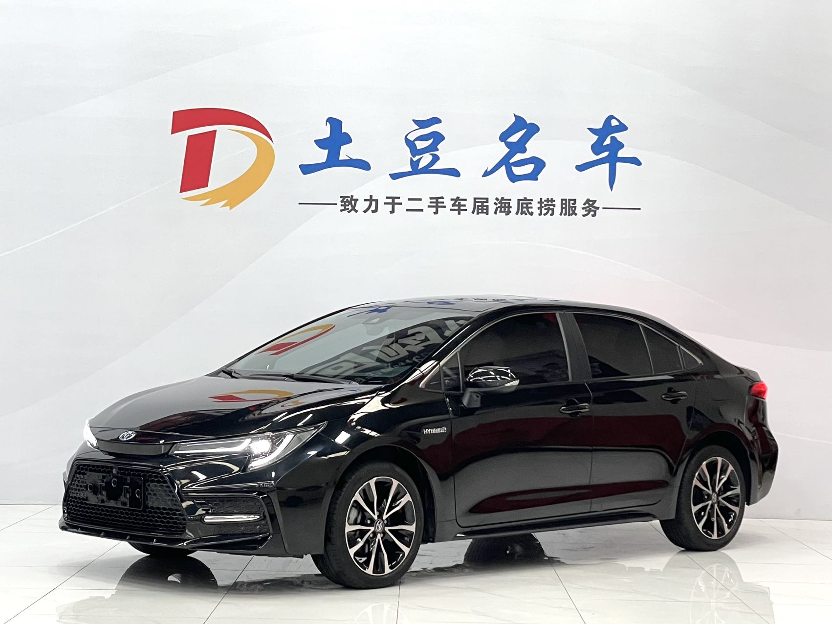 Toyota Levin 2022 года, гибрид 1.8H E-CVT спортивная версия