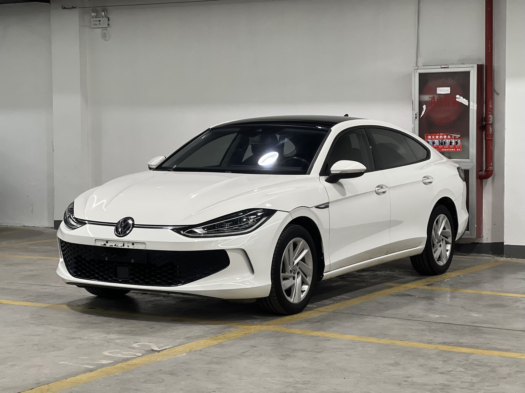 Volkswagen Lamando L 2022 модельного года 280TSI DSG версия Xuanla