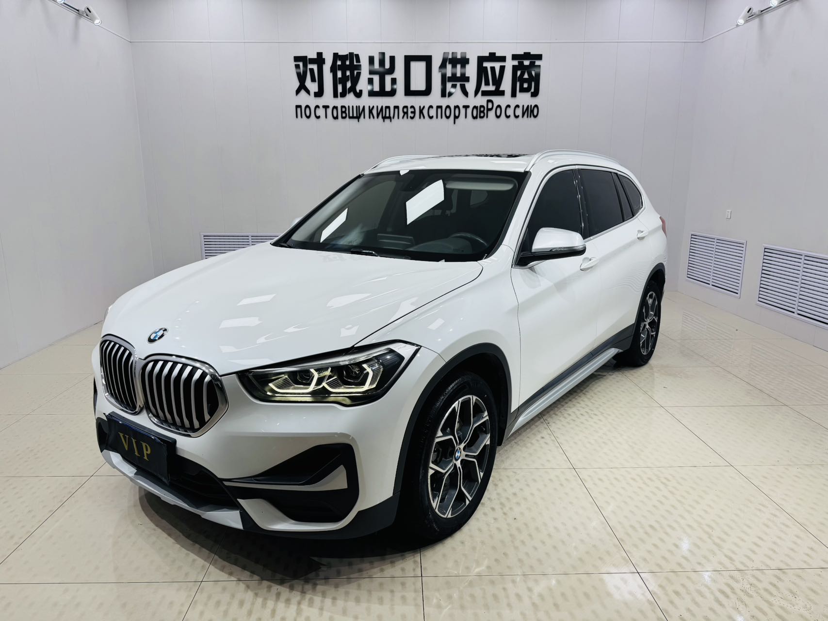 BMW X1 2022 года, sDrive20Li, стильная версия