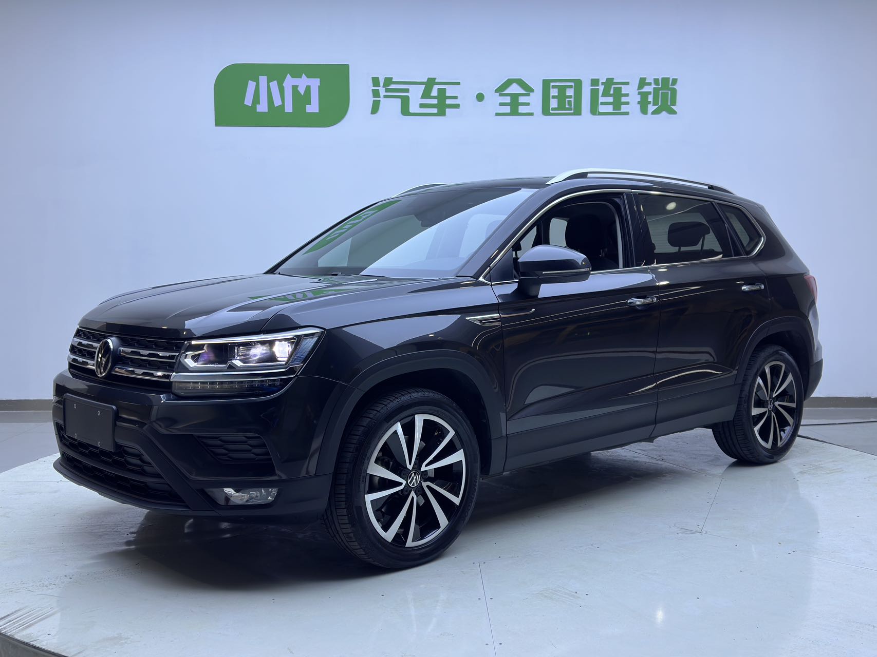 Volkswagen Tharu 2022 280TSI передний привод, люксовая версия