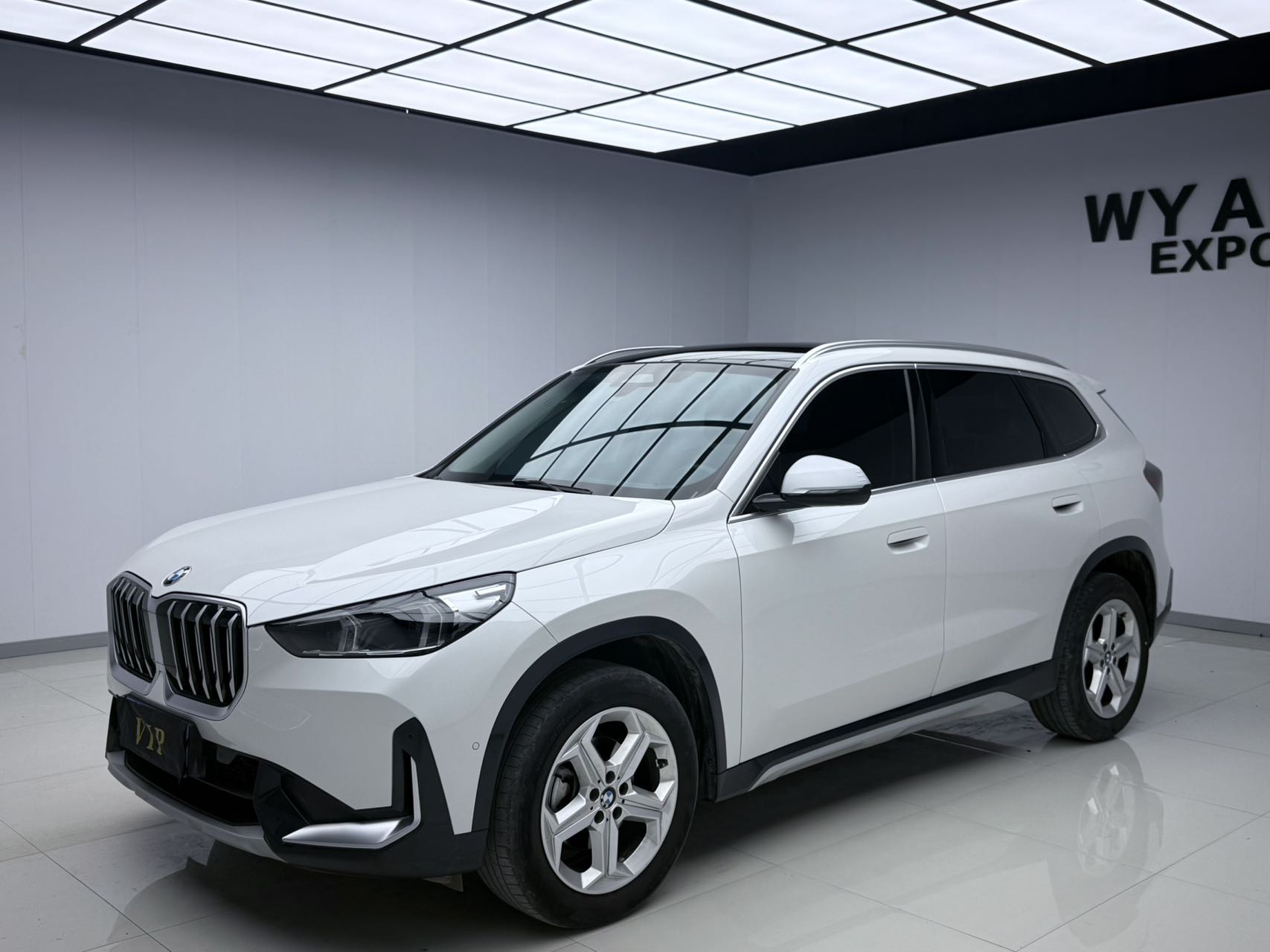 BMW X1 (749233) 2023 года выпуска sDrive20Li X Дизайн Пакет