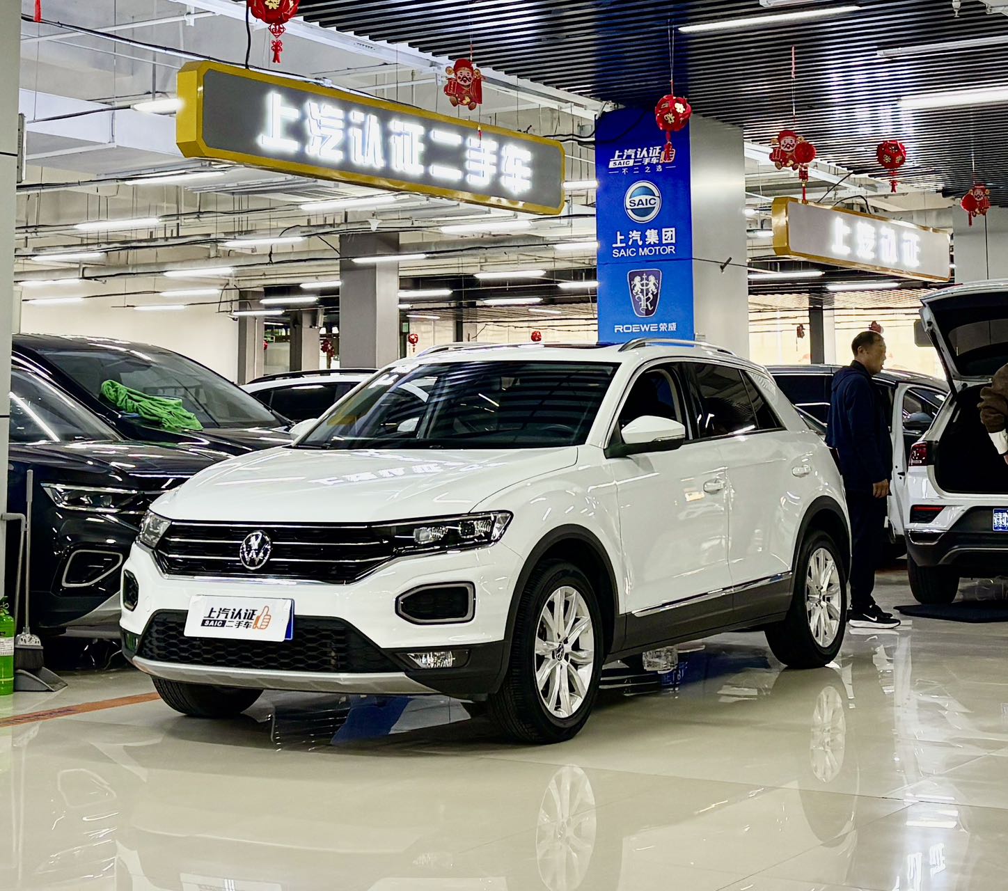 Volkswagen T-ROC 280TSI Двухдверный Элитный PLUS, 2022 год  