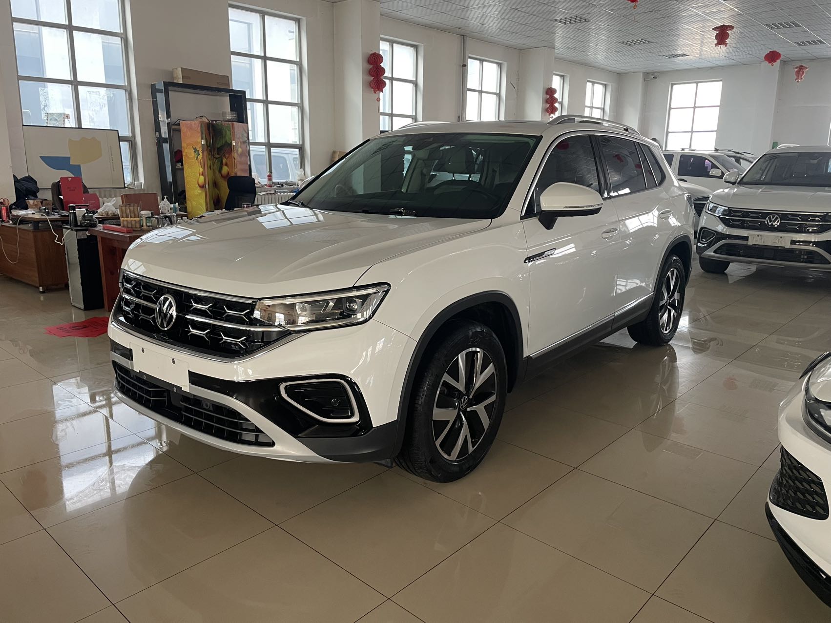 2023, 280TSI, две экзорцистичные версии Plus