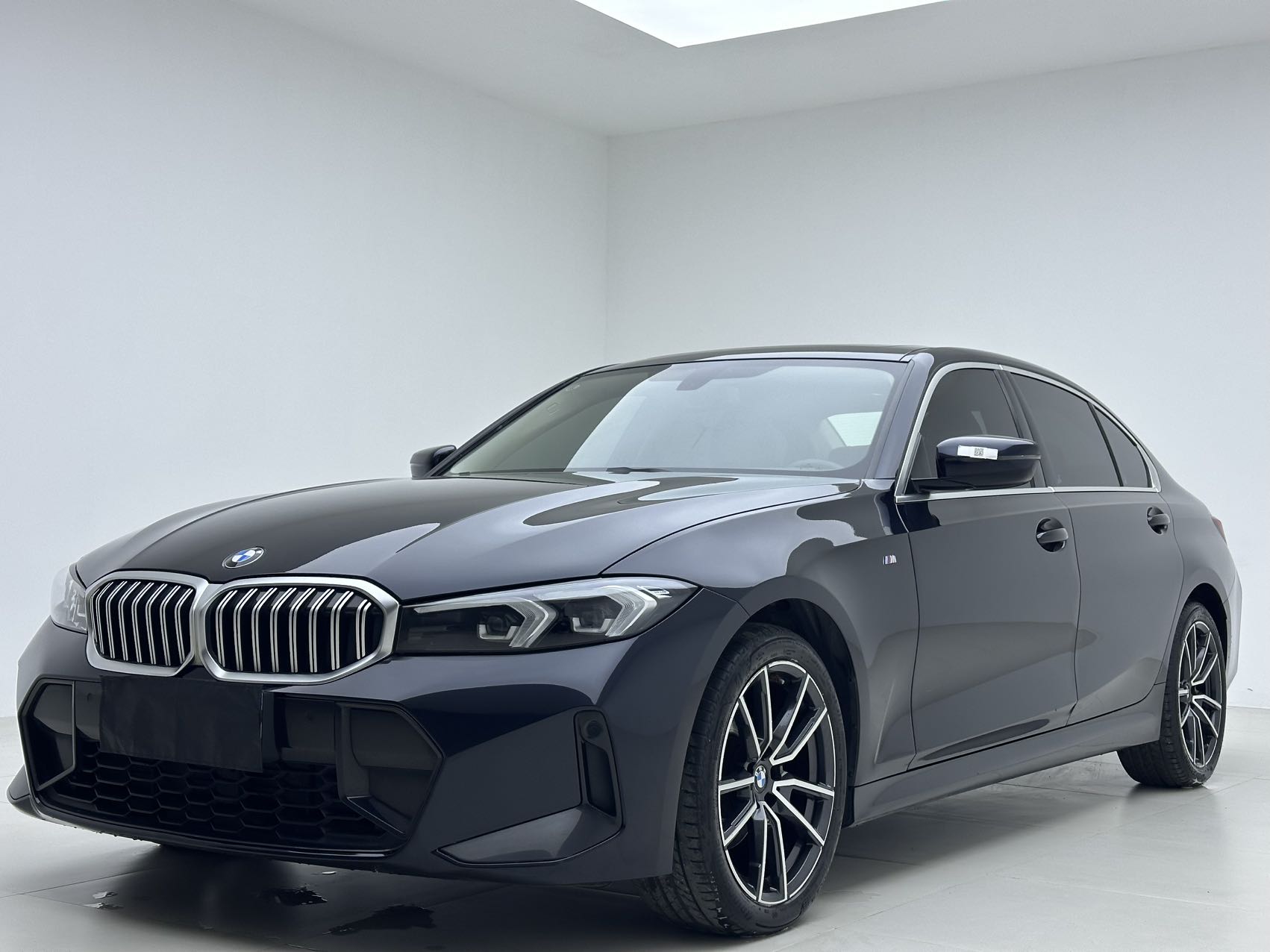 2023 год BMW 3 серии 320Li M Sport Package