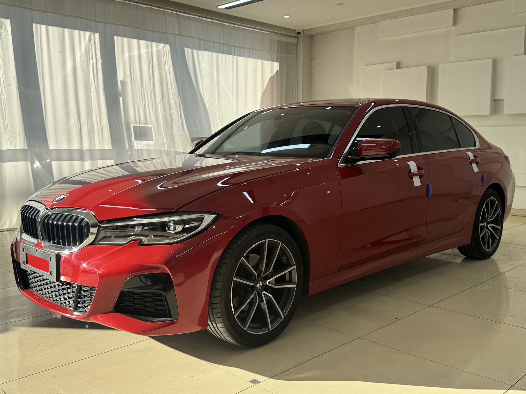Модель 2022 года обновлённая 320Li с пакетом M Sport