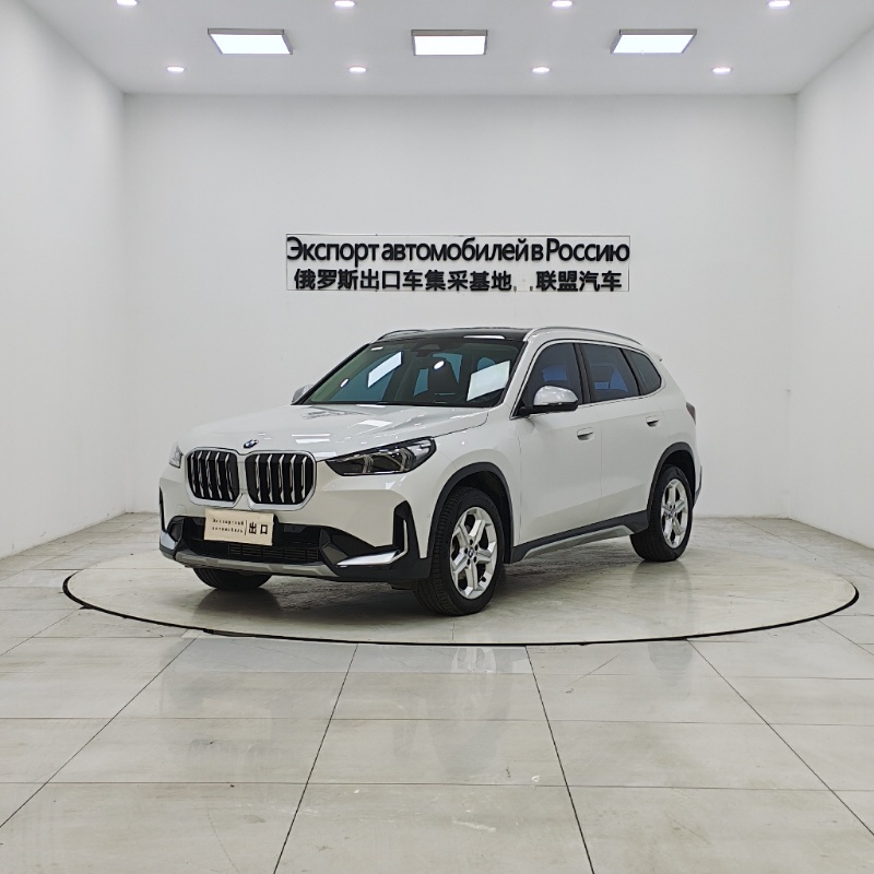 BMW X1 2023 года sDrive20Li X Design комплект