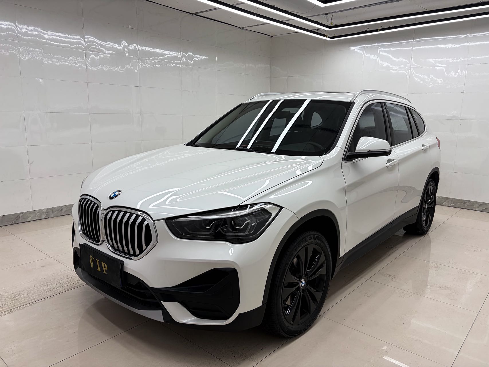 БМВ X1 2021 xDrive20Li Модная версия