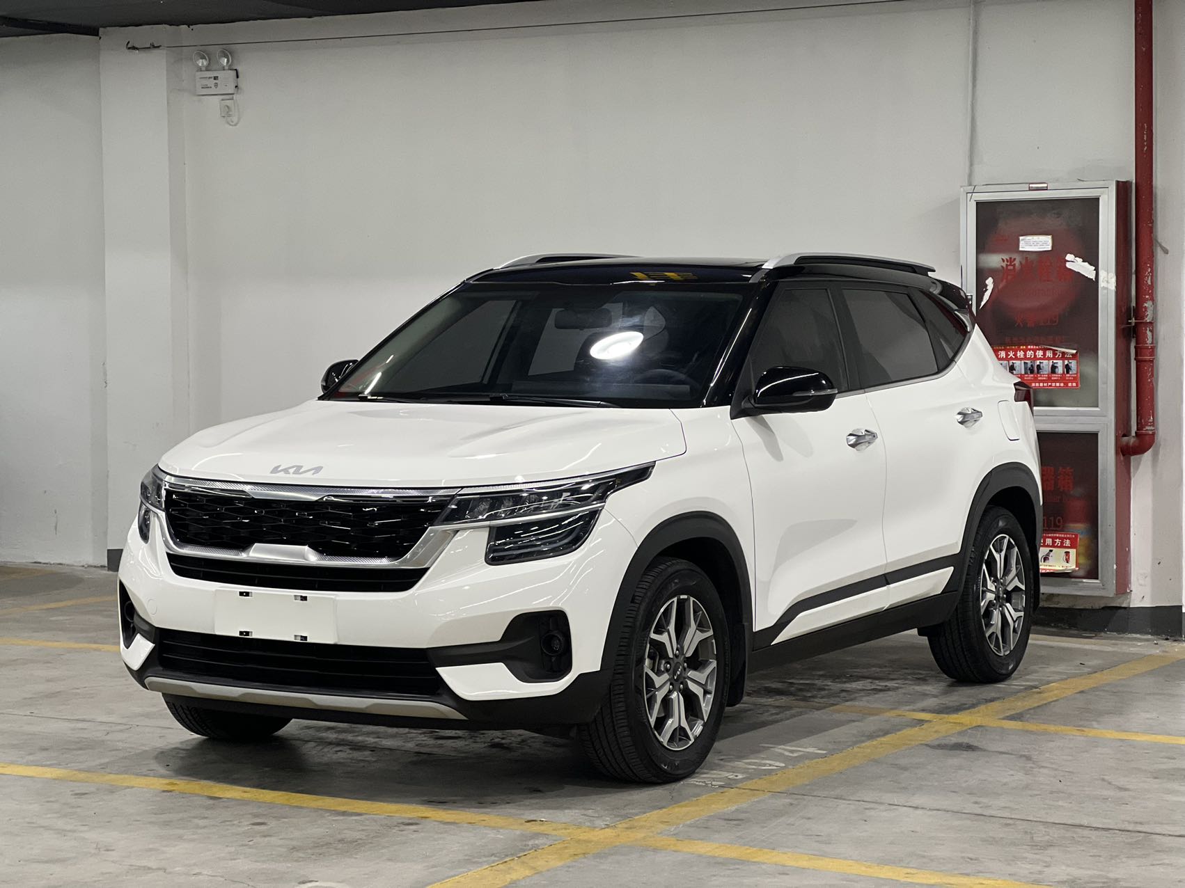 Kia KX3 Ao Pao 2021 года, 1.5L CVT, версия Trend