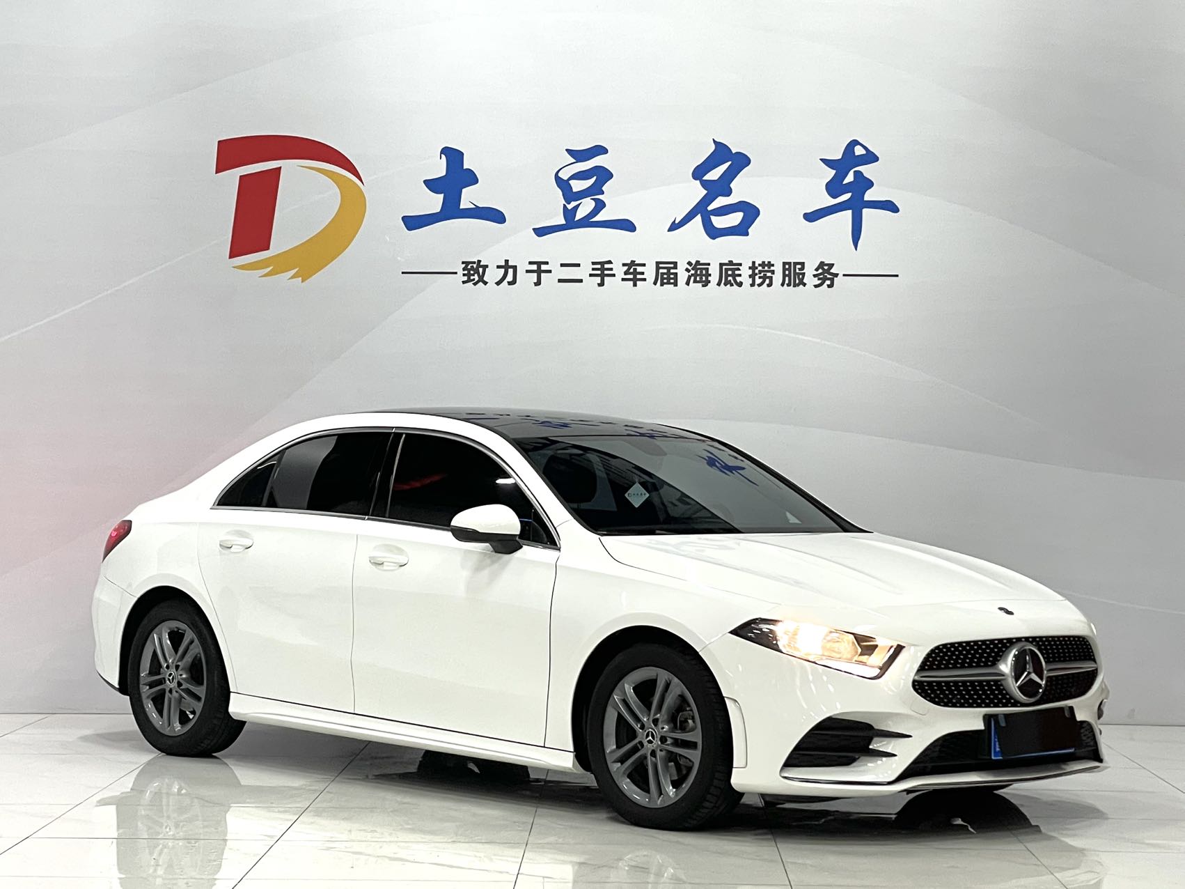 Mercedes-Benz A-Класс 2022 года, обновлённая версия, A 180 L, спортивный седан
