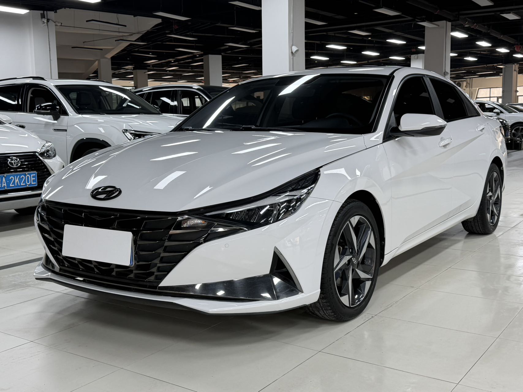 Hyundai Elantra 2022 года, 1.5L GLX Elite