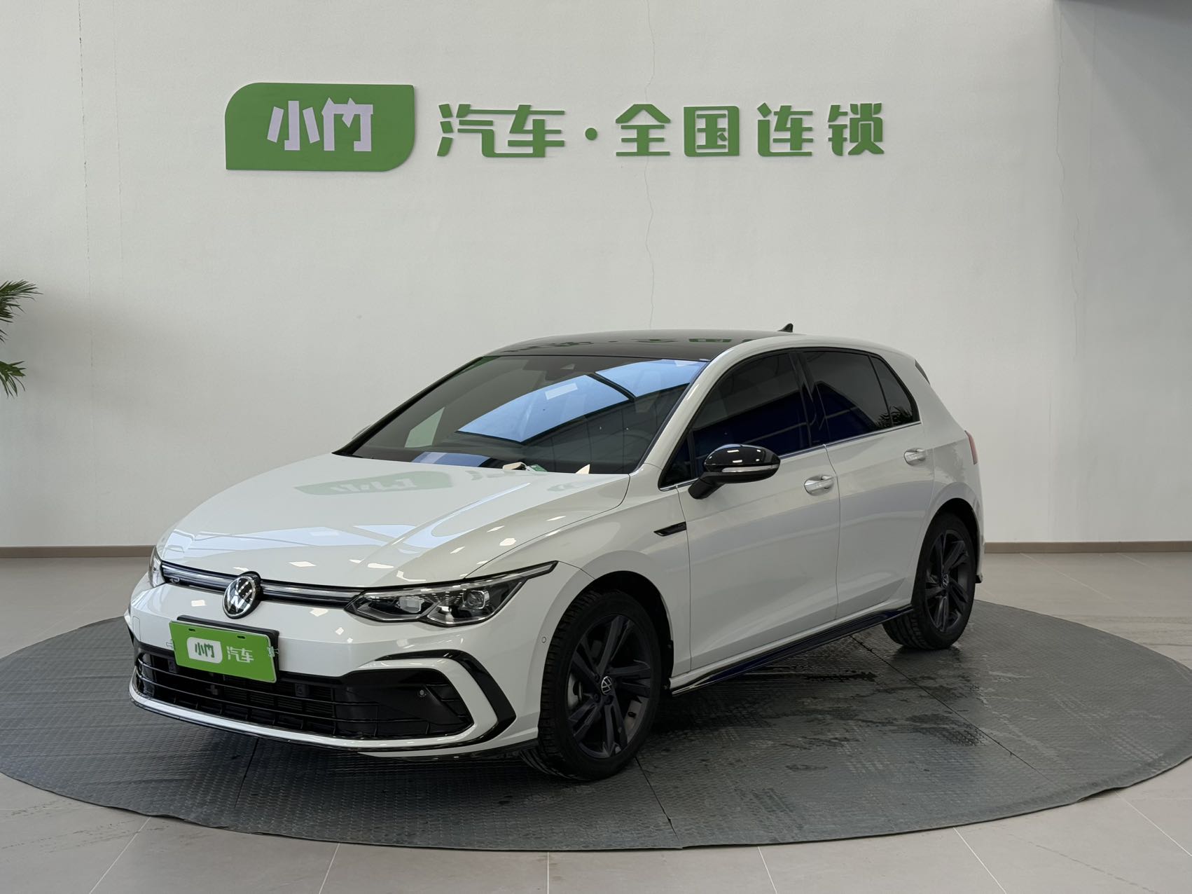 Volkswagen Golf 2021 года 280TSI DSG R-Line