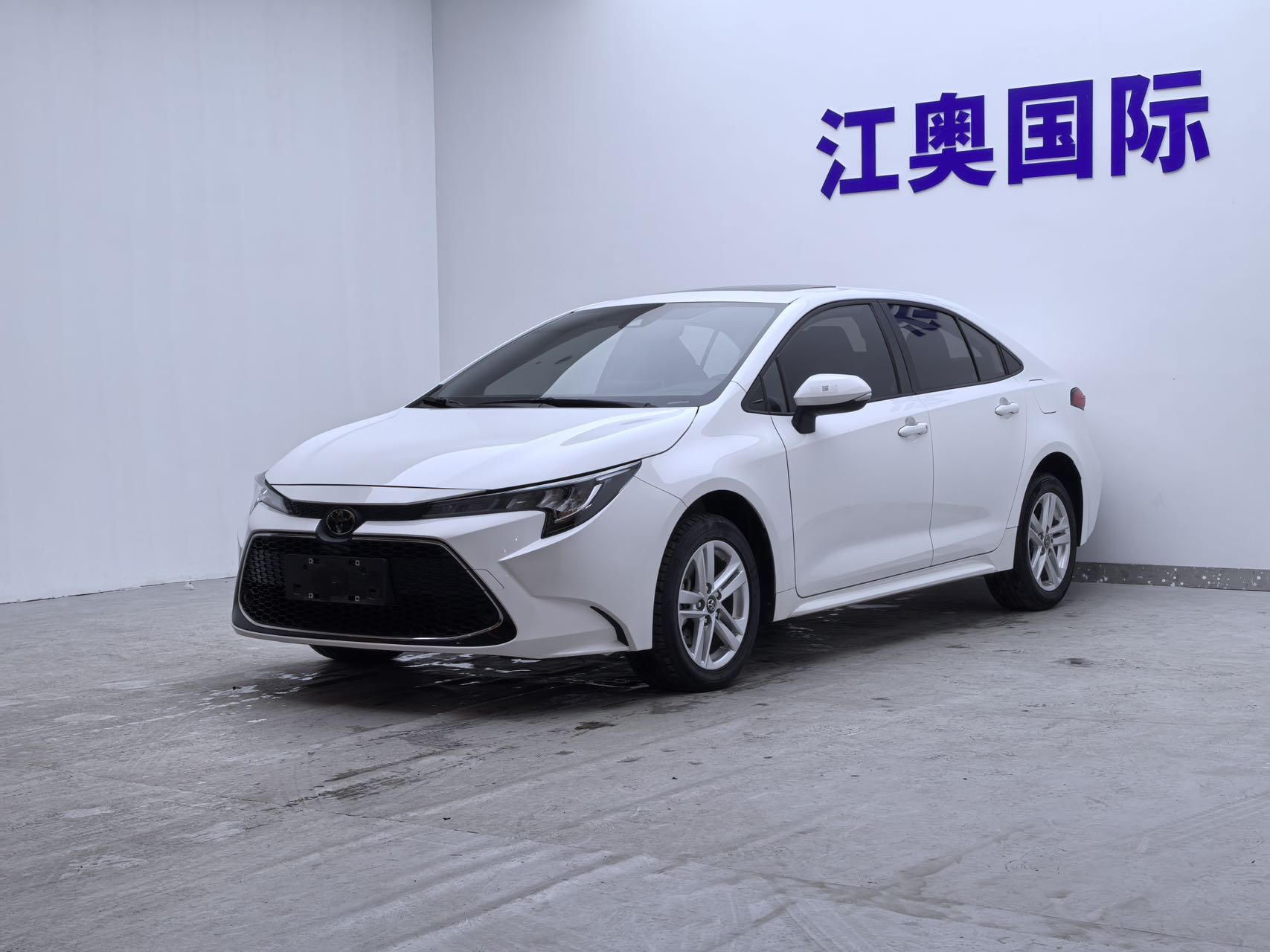 Модель 2022 года Toyota Levin 185T CVT, люксовая версия