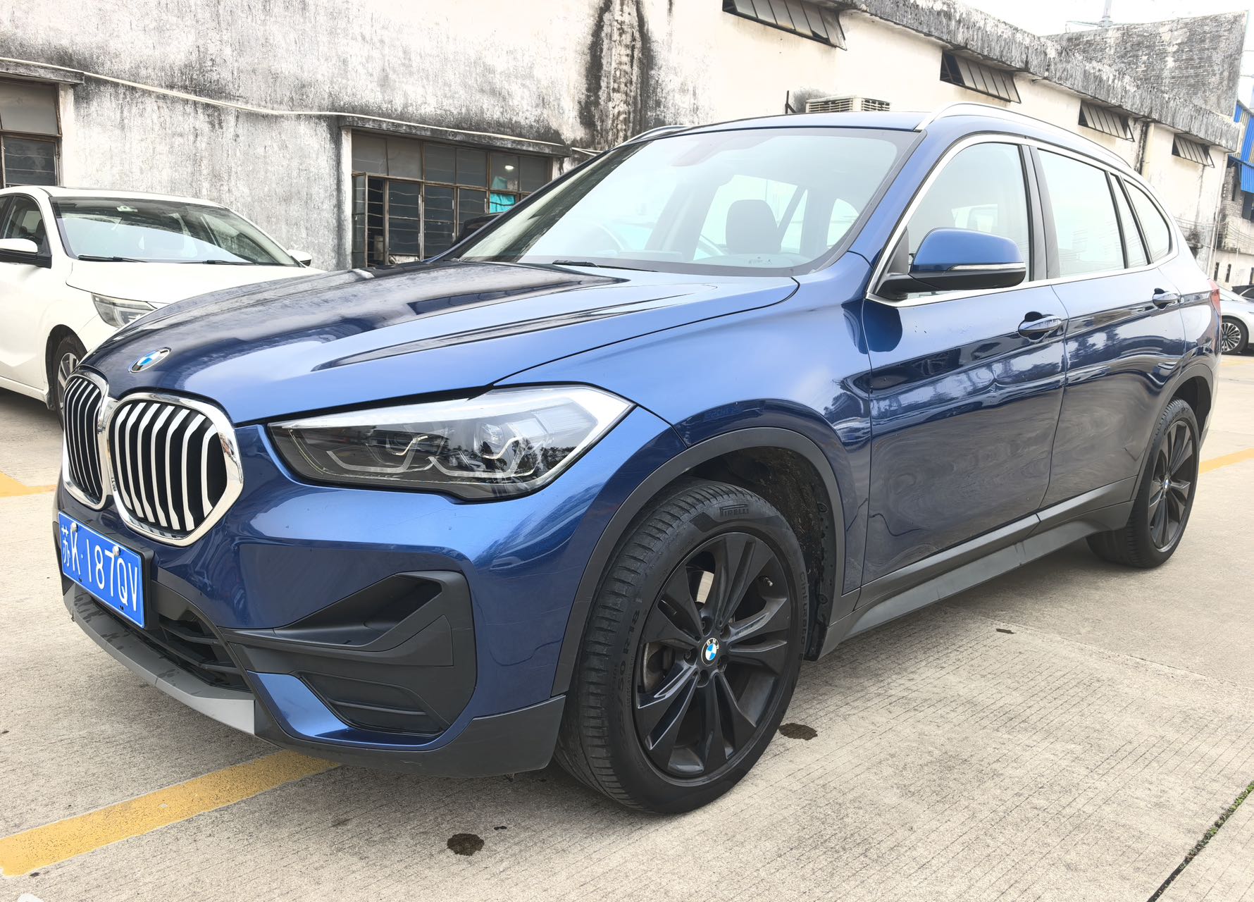 BMW X1 2022 sDrive20Li Престижная версия