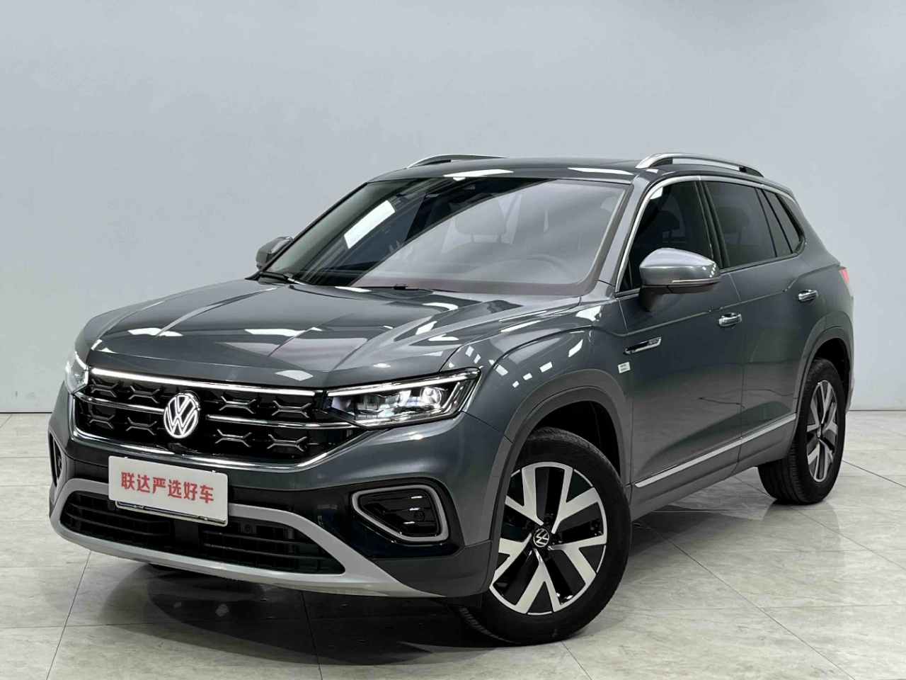 Volkswagen Tayron 2023 модель 280TSI, передний привод, версия Luxury Plus Advanced
