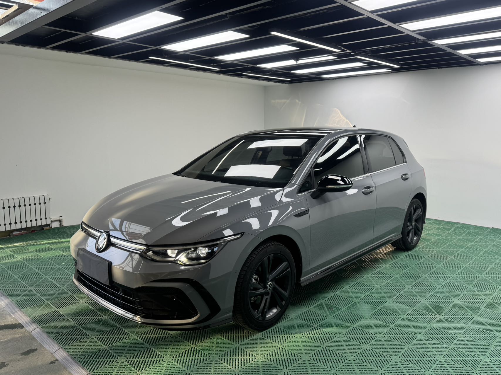 Volkswagen Golf 2022 года 280TSI DSG R-Line