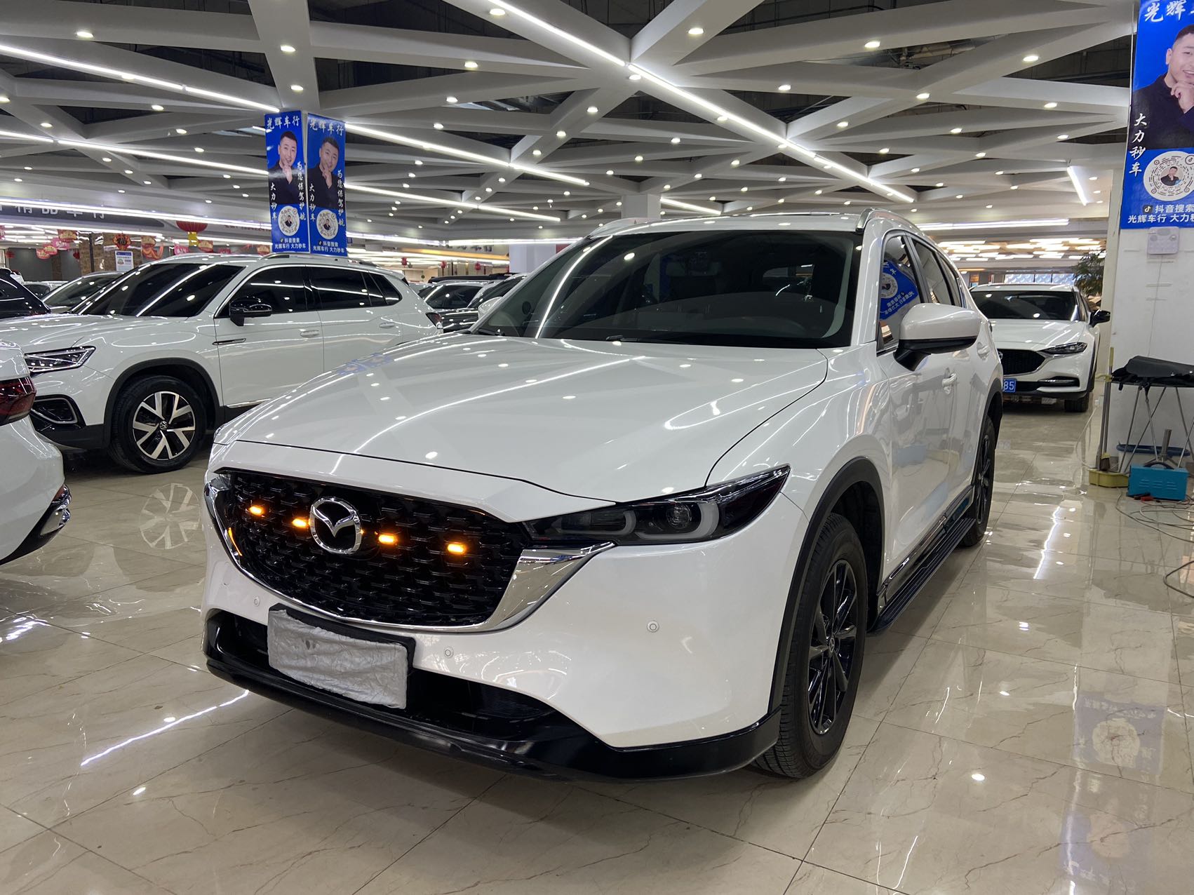 22 модели смарт-модели Mazda CX-5 2.0L с автоматическим двухколесным приводом