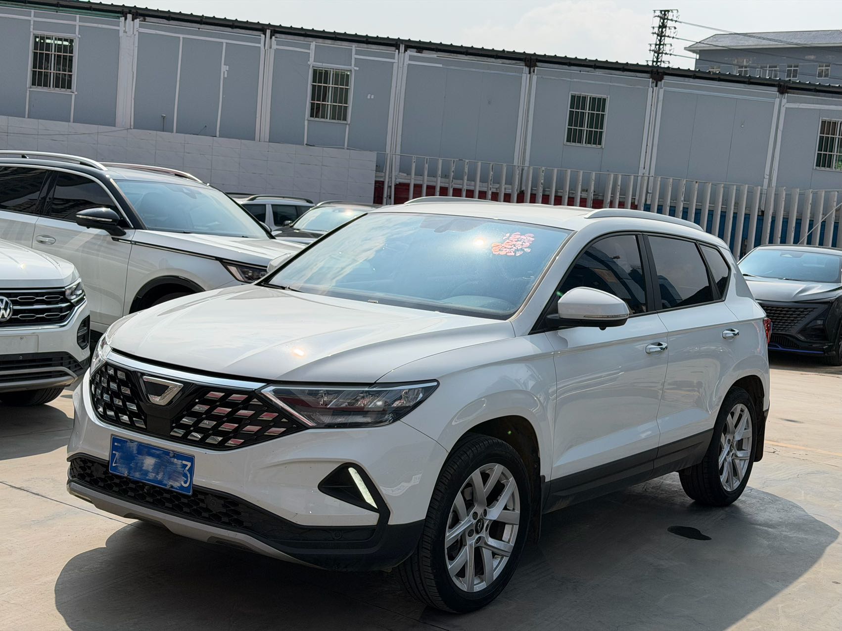 Jetta VS5 Модель: 2022 года 280TSI, автоматическая комплектация Yuexiang Pro