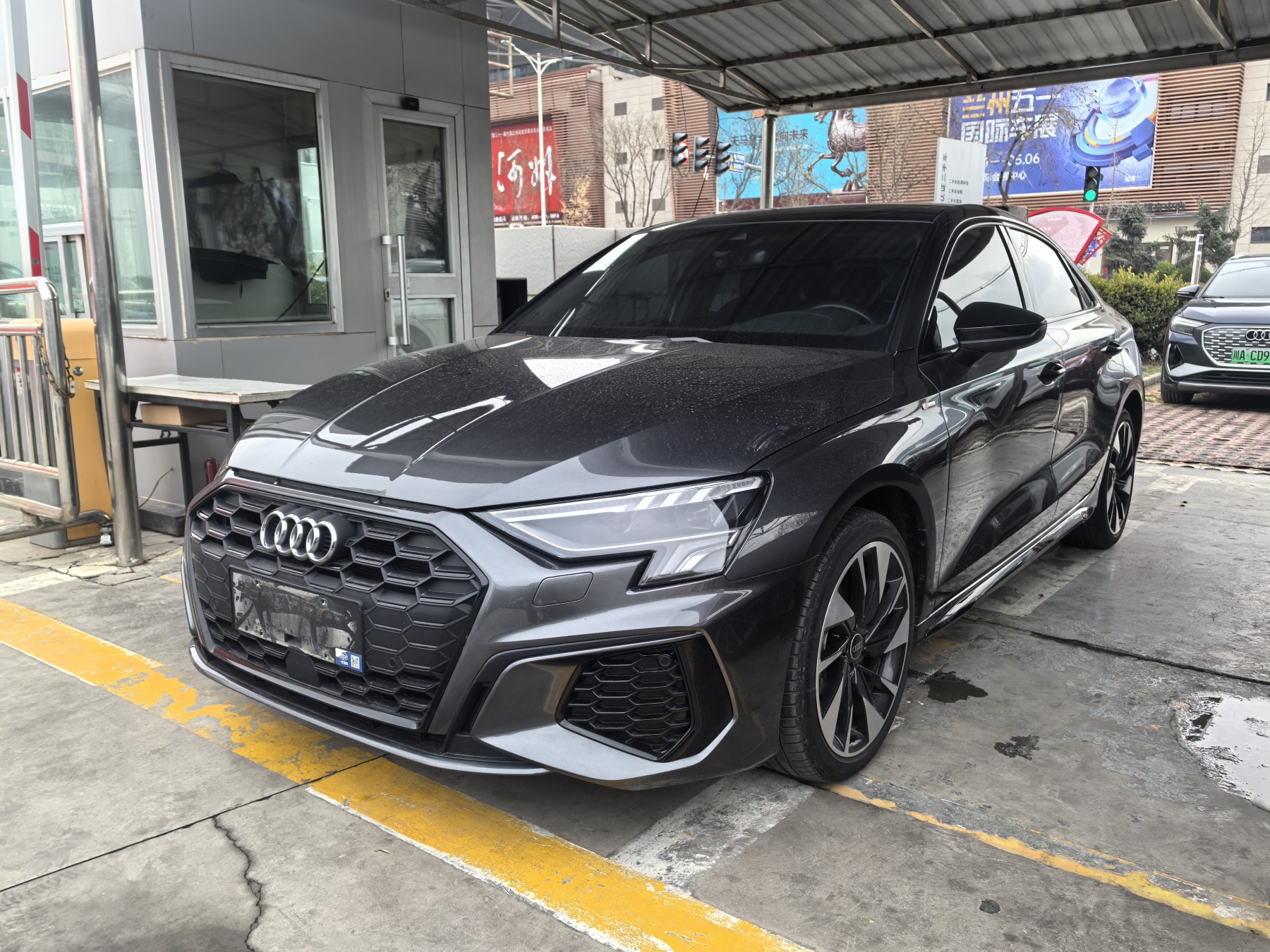 Audi A3 2023 года A3L Limousine 35 TFSI Стильная спортивная версия