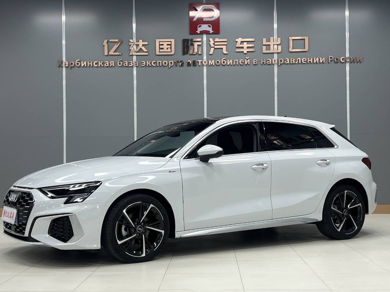 Audi A3 2022 модель Sportback 35 TFSI стильная спортивная версия