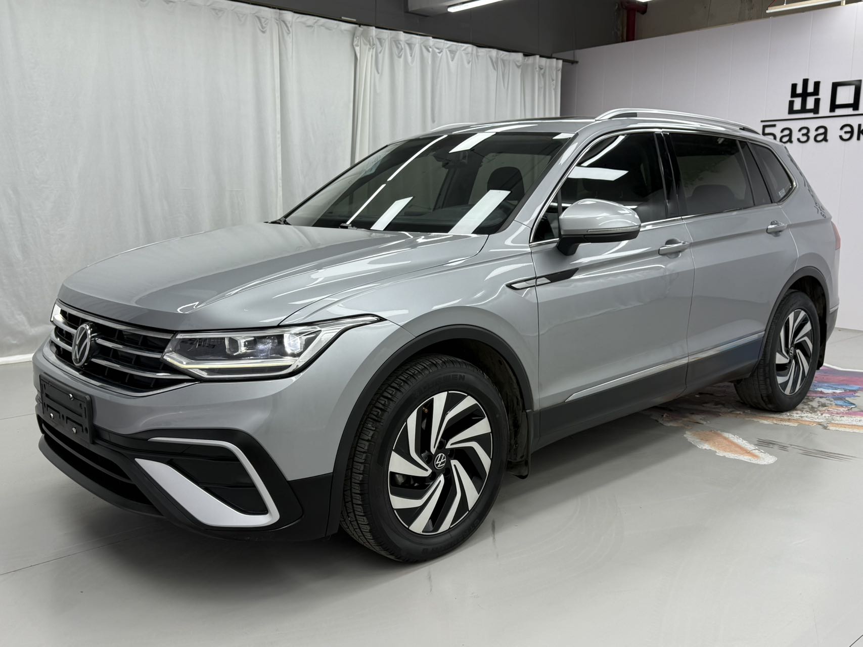 Volkswagen Tiguan L 2023, 280TSI, автомат, передний привод, лимитированная версия Chaobo Chuang
