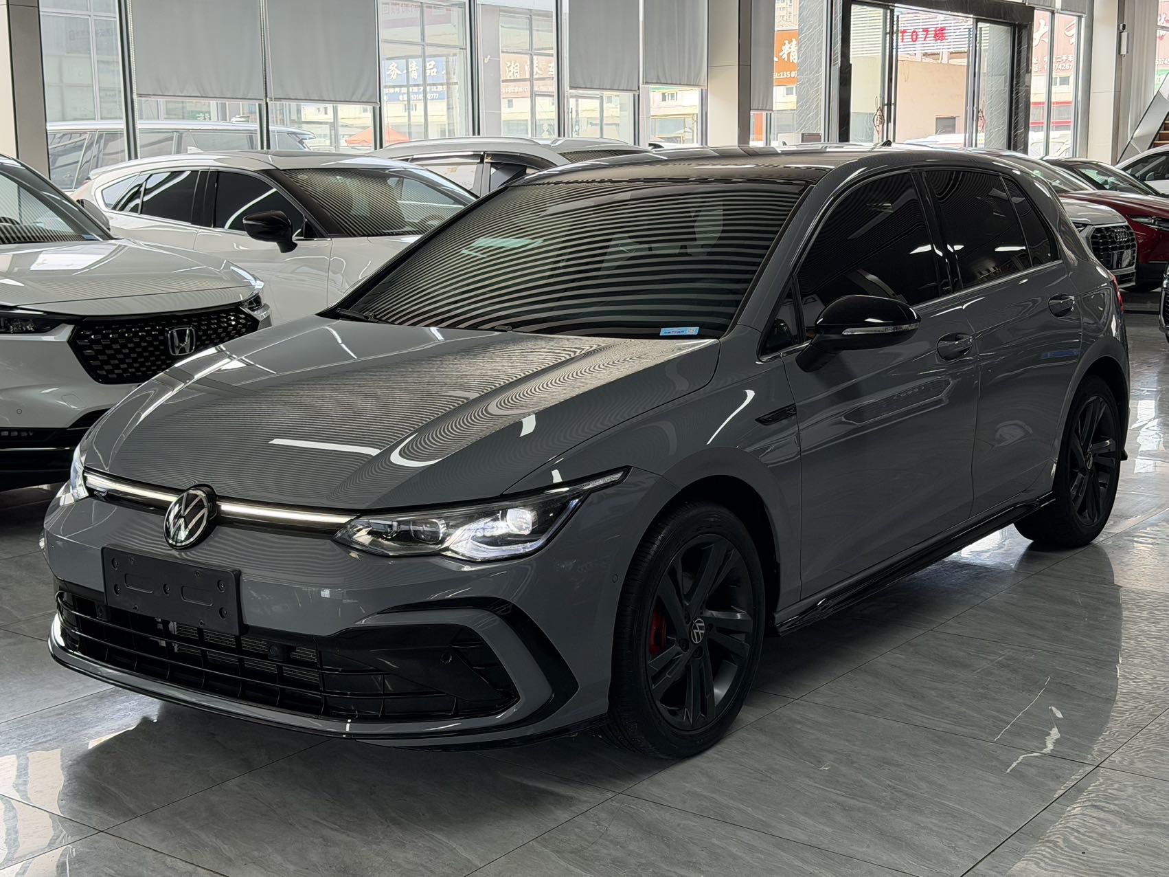 Volkswagen Golf 2023 280TSI DSG R-Line к 20-летию