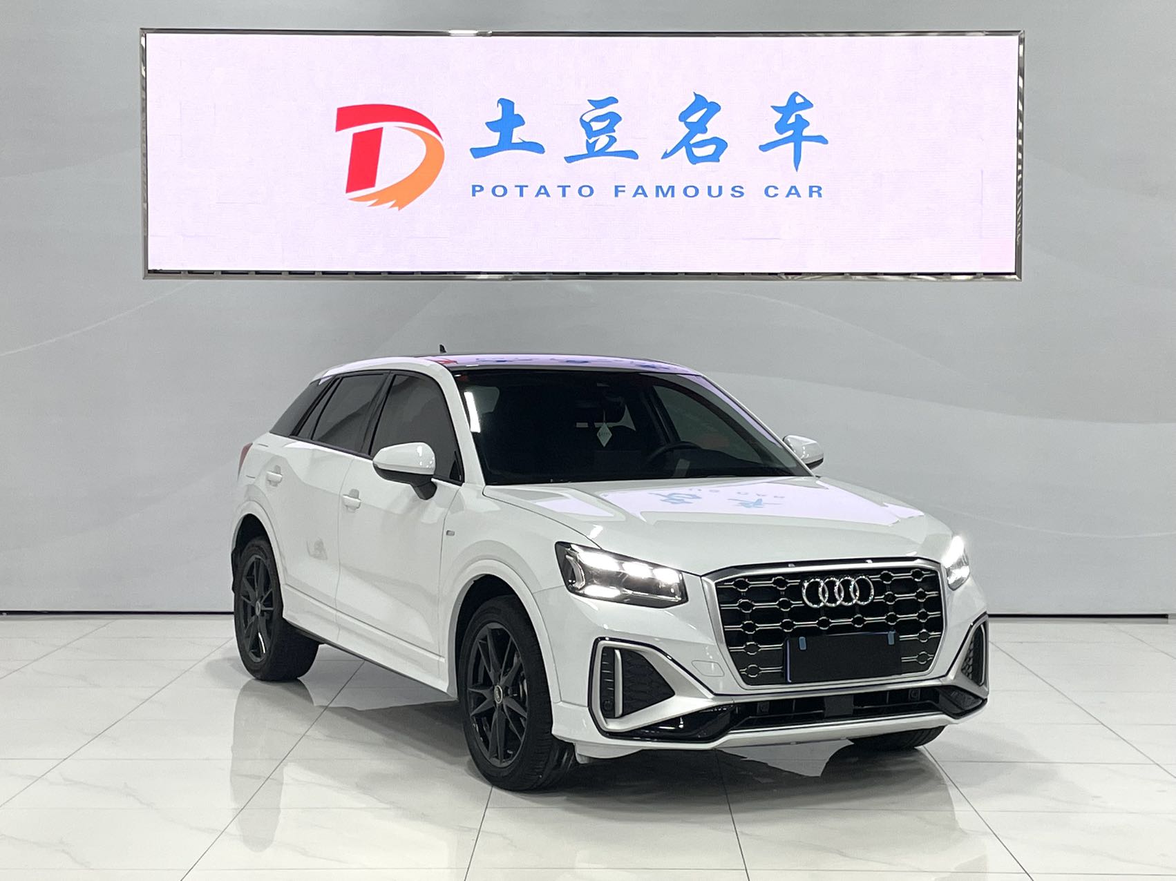 Audi Q2L 2022 35 TFSI предприимчивый динамичный