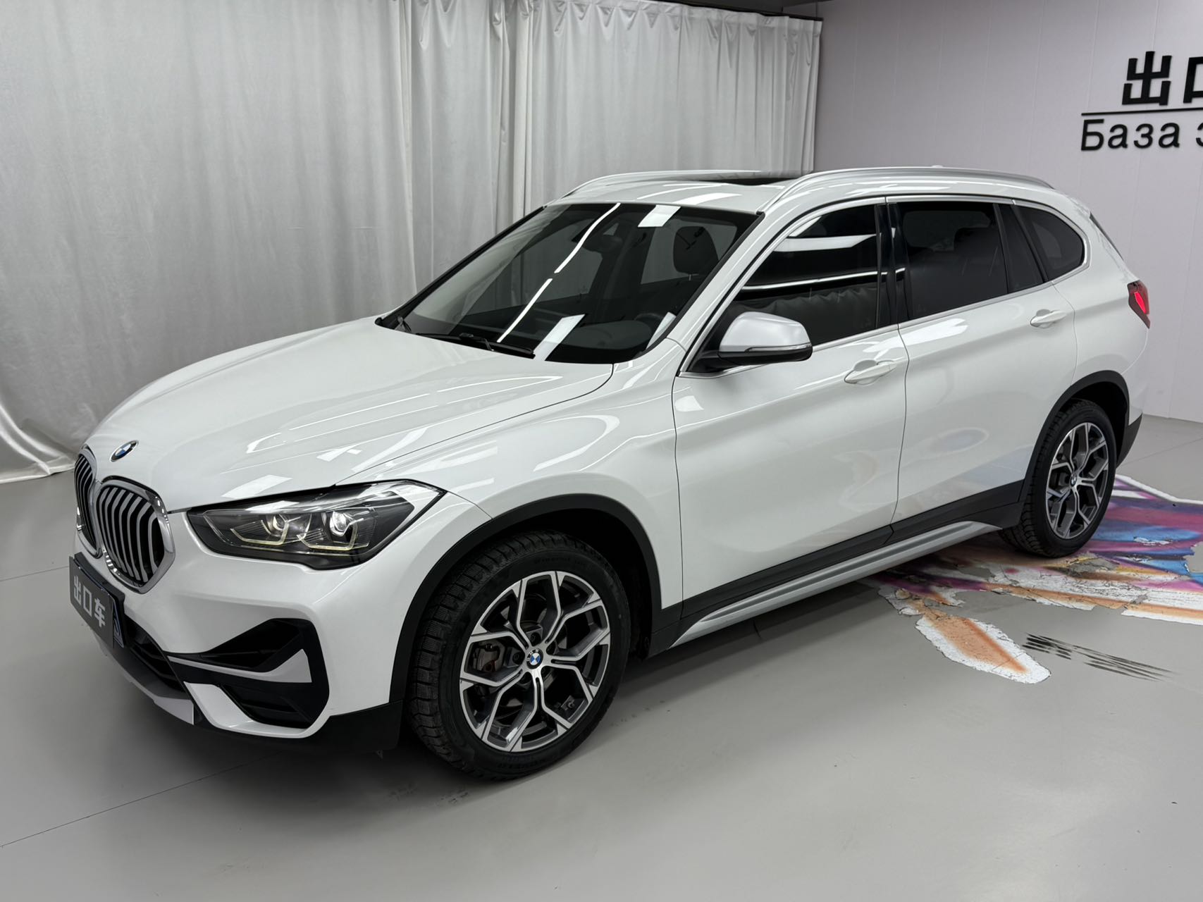 BMW X1 2022 sDrive20Li стильная версия