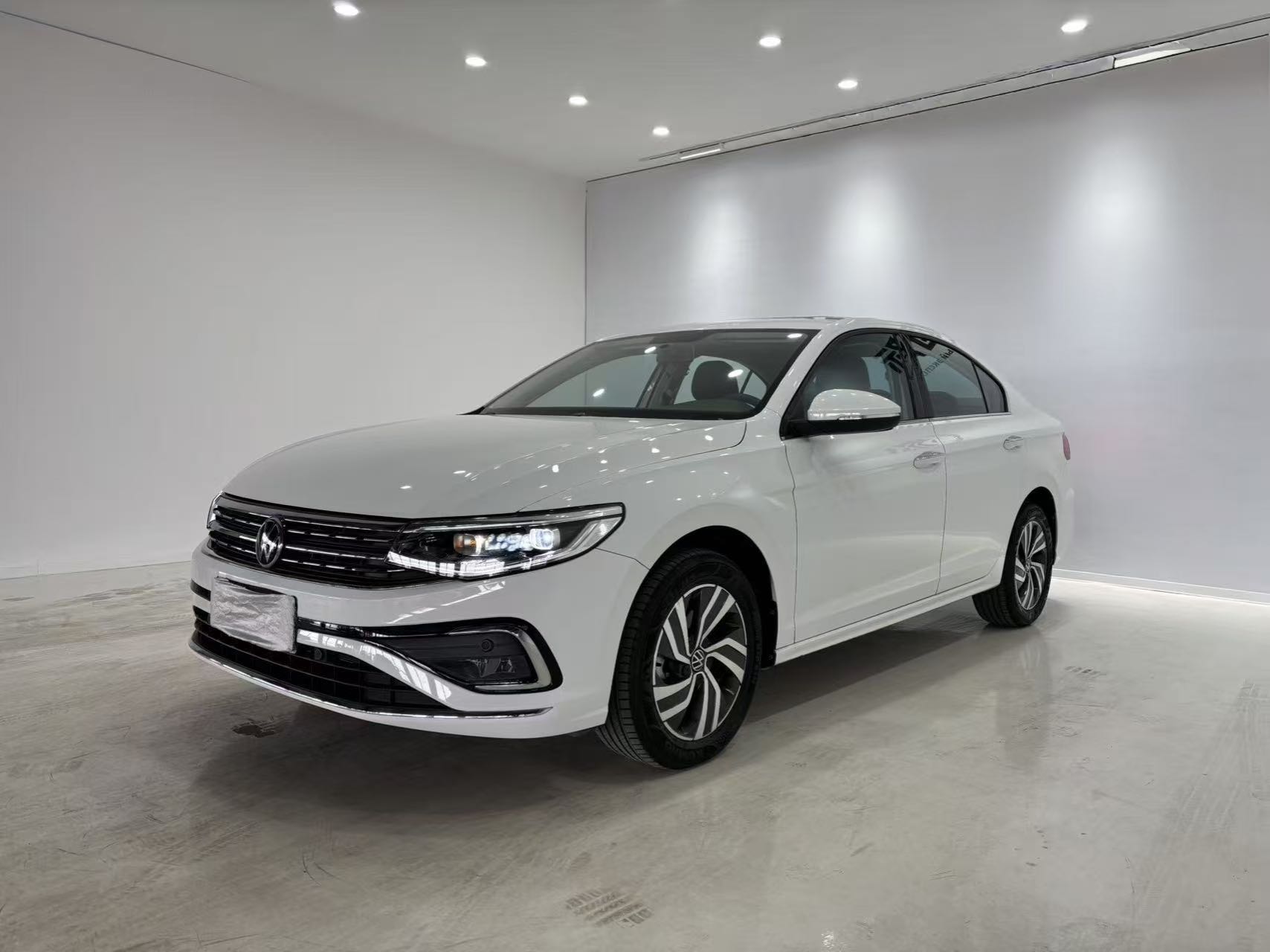 Volkswagen 2023 Bora 1.2TSI 200TSI Zhixing PRO Edition Автоматическая коробка передач