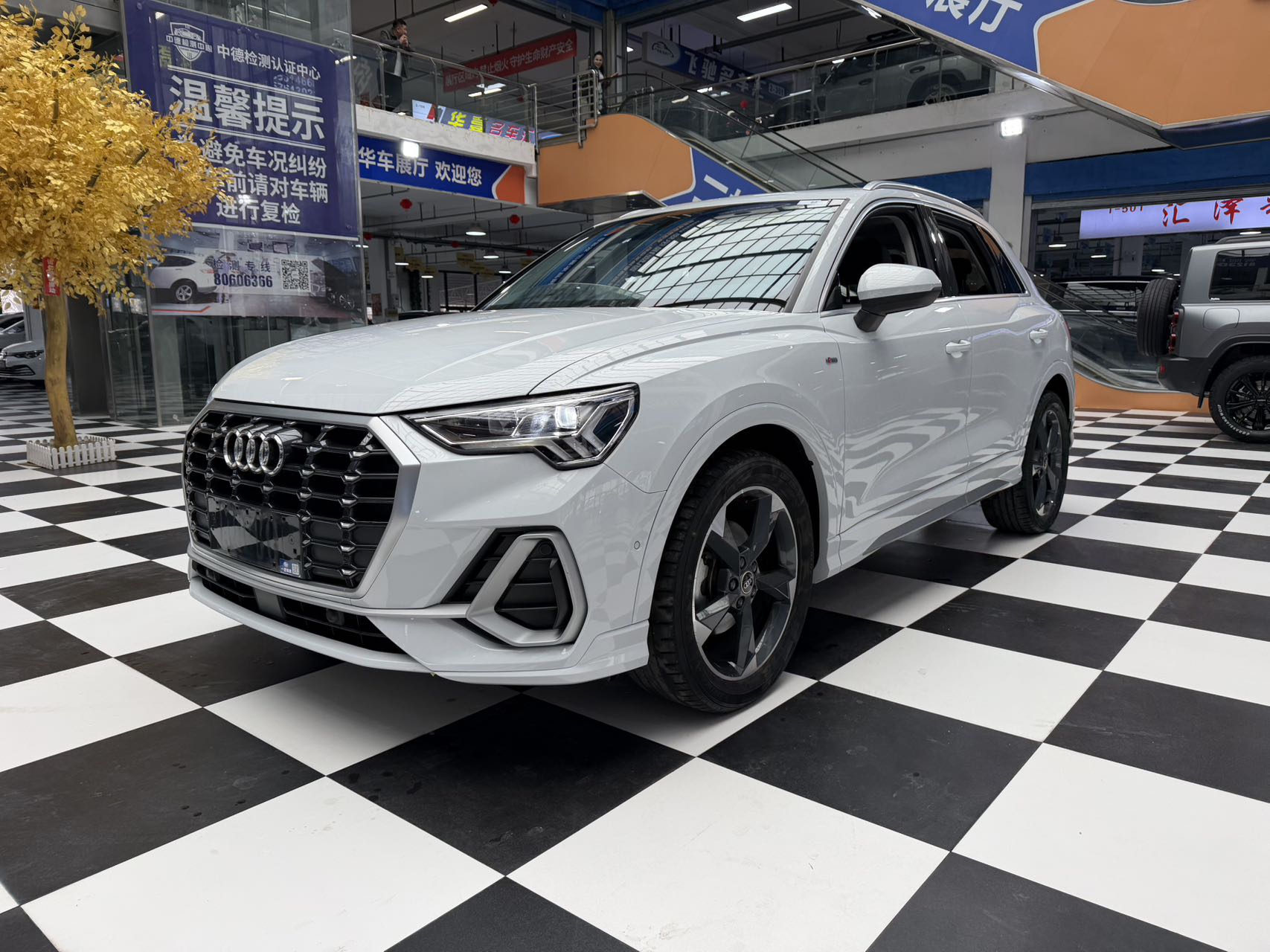 Audi Q3 22 модель 35 Стильный и динамичный