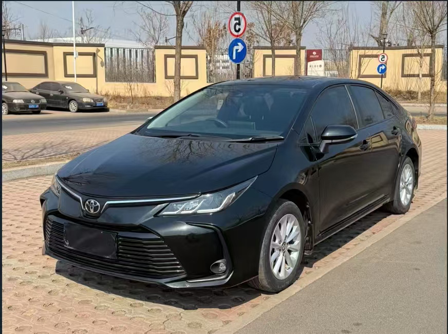 Toyota Corolla 2022 года, 1.2T S-CVT, версия Elite PLUS