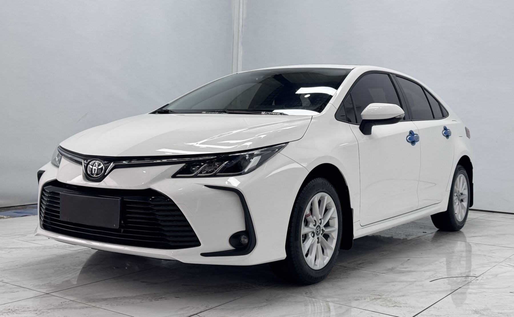 Toyota Corolla 2021 года, версия 1.2T S-CVT Elite PLUS