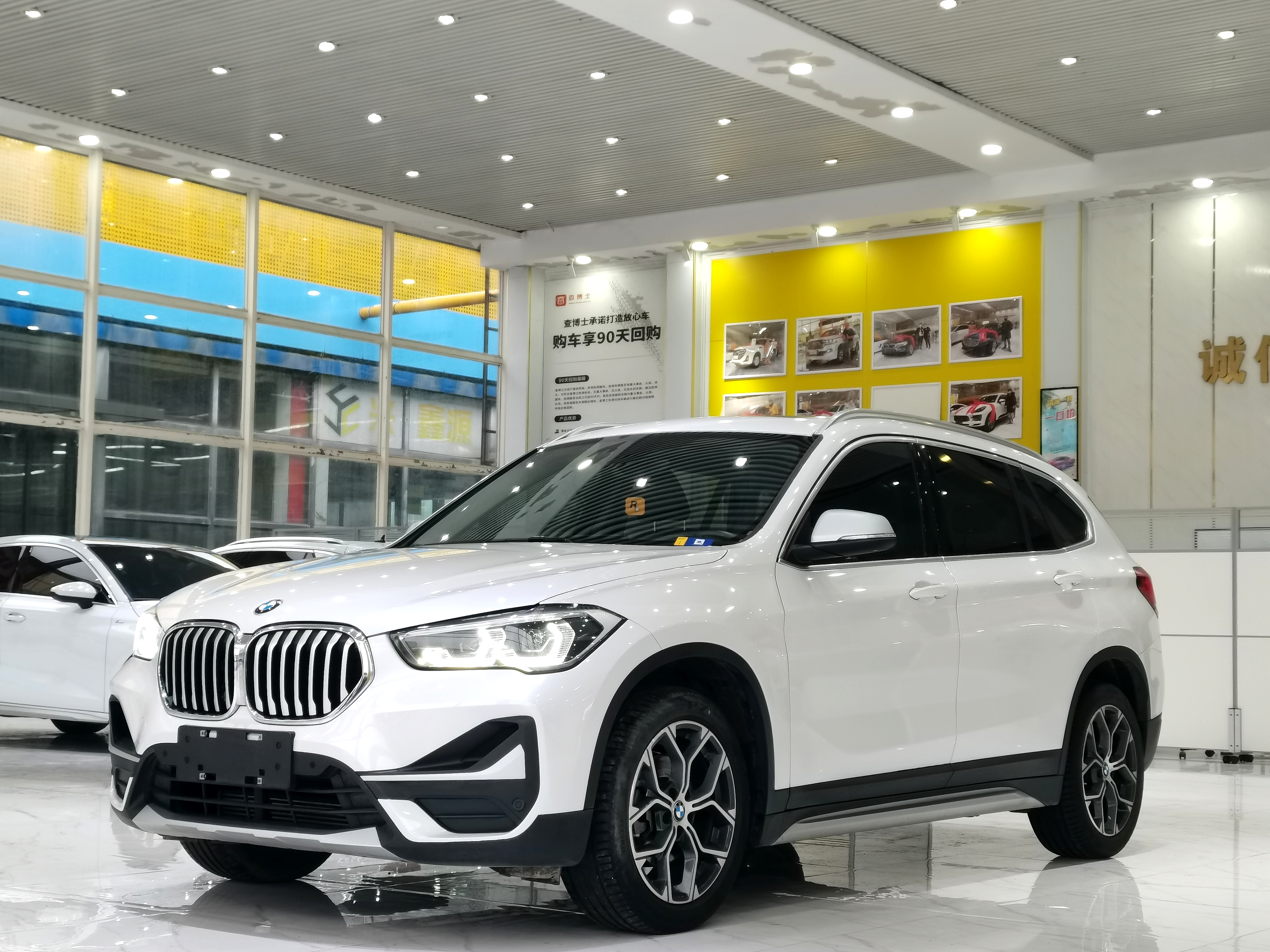 BMW X1 2022 sDrive20Li Премиум Модель