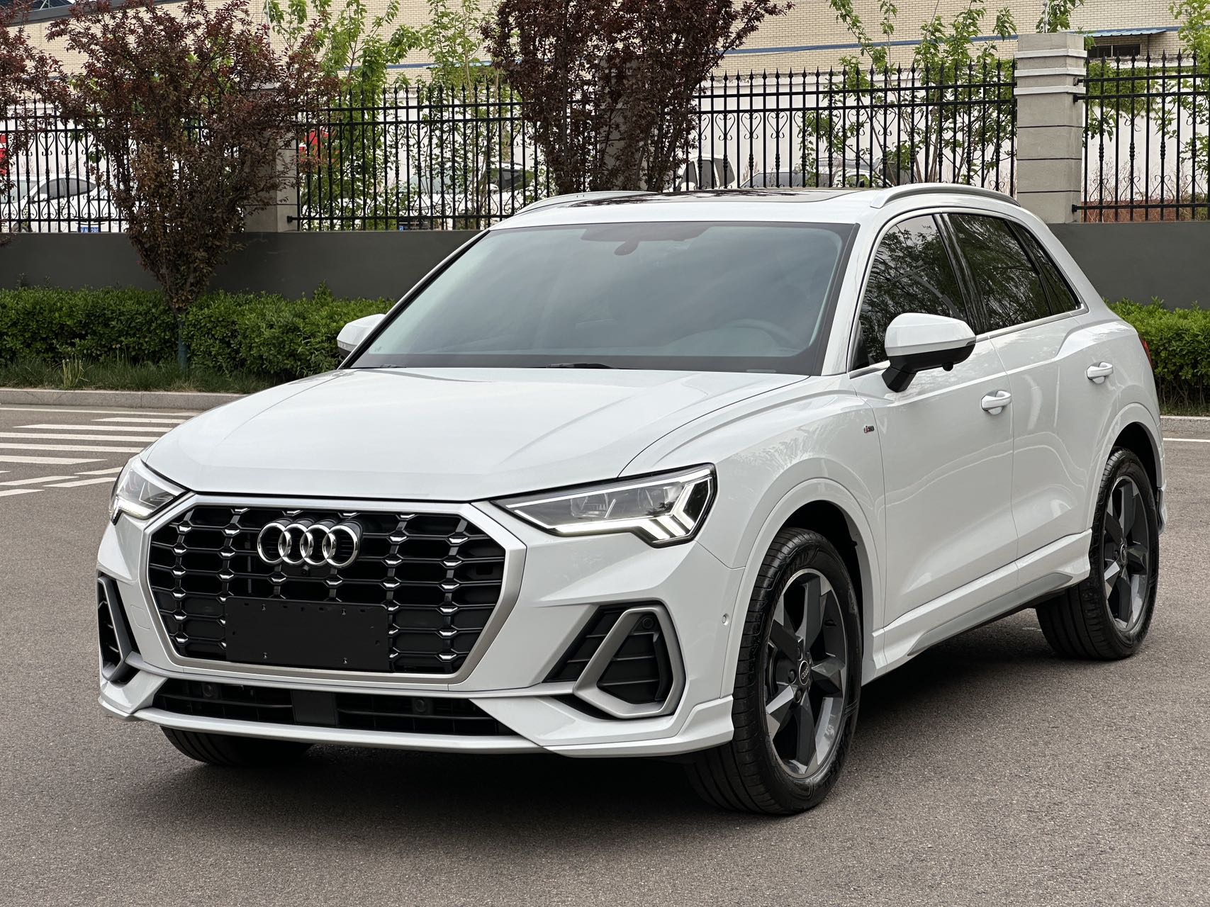 2023 Audi Q3, 35TFSI модная и динамичная версия
