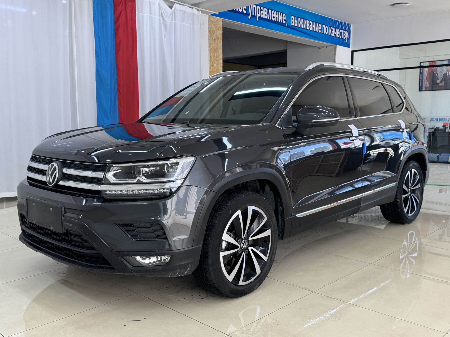 Volkswagen Tharu 2022 280TSI передний привод, люксовая версия