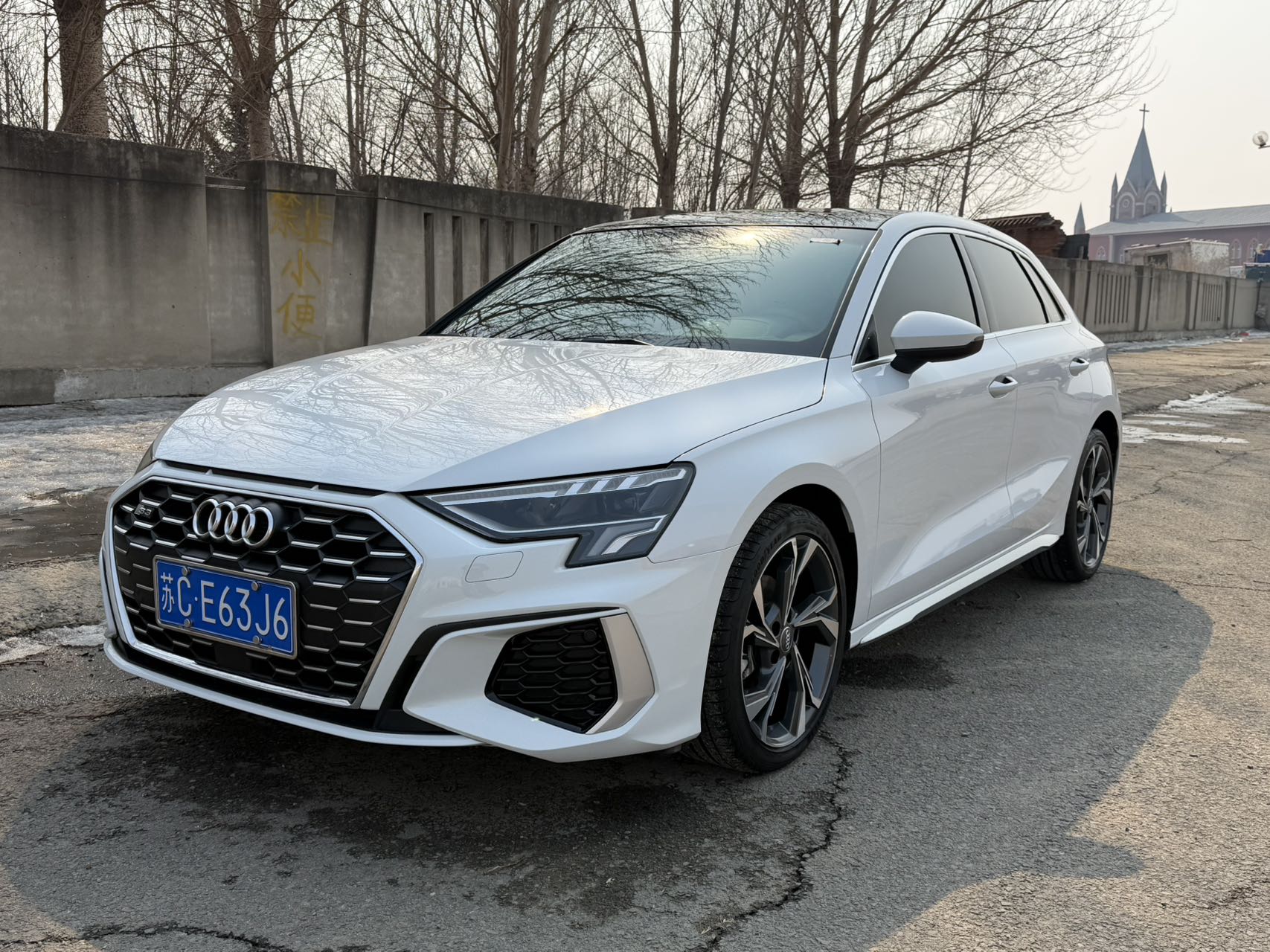 Audi A3 Sport back 1.4T Deluxe Edition