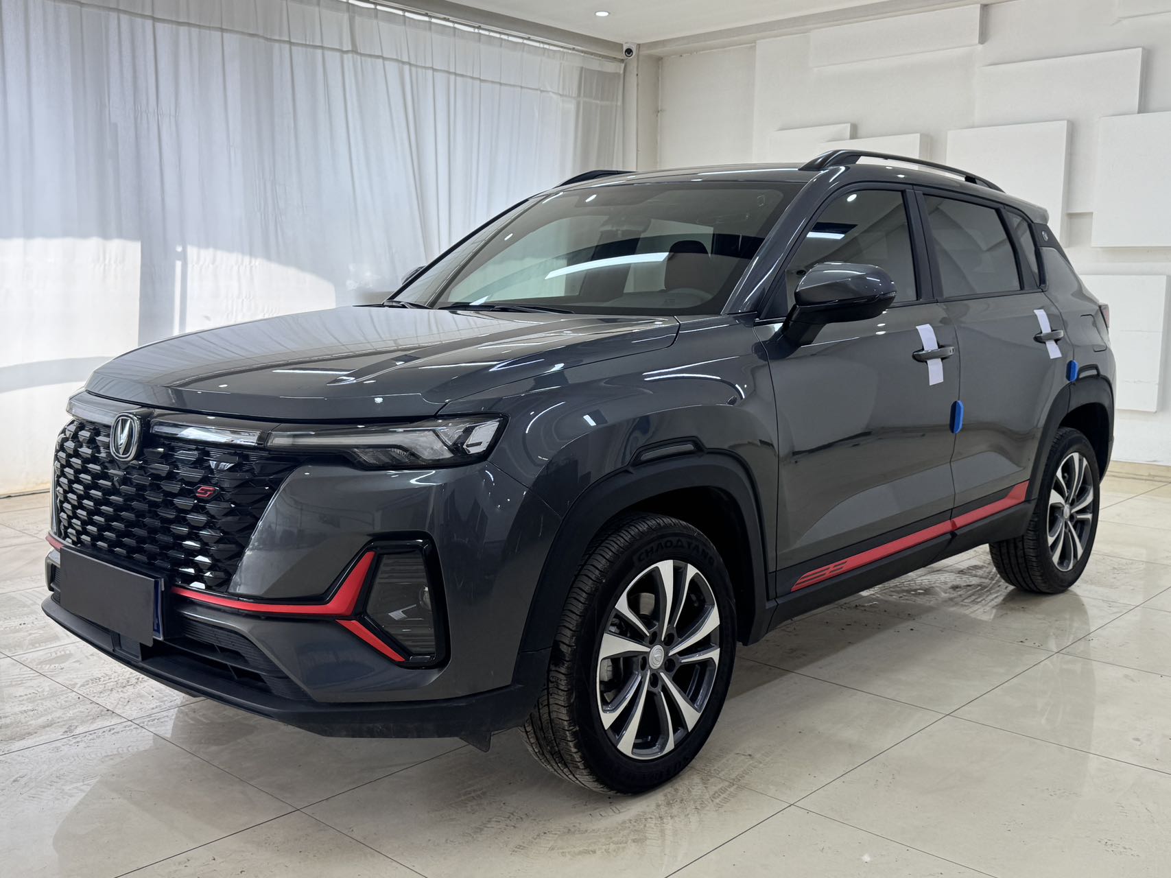 Changan CS35 PLUS 2022 модель Blue Whale NE 1.4T DCT люксовая версия