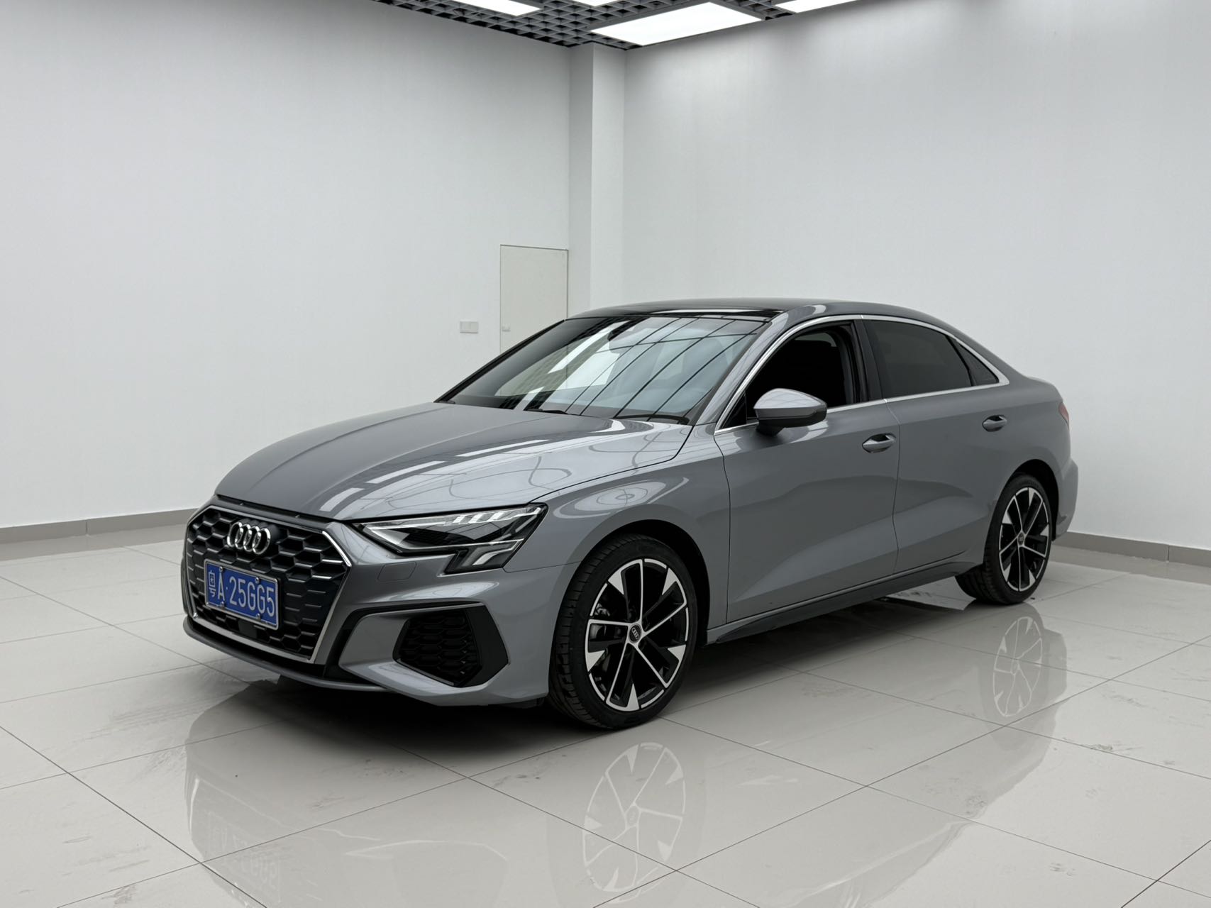 2022 Audi A3L Limousine 35 TFSI Sport Style (Модель 2022 года)