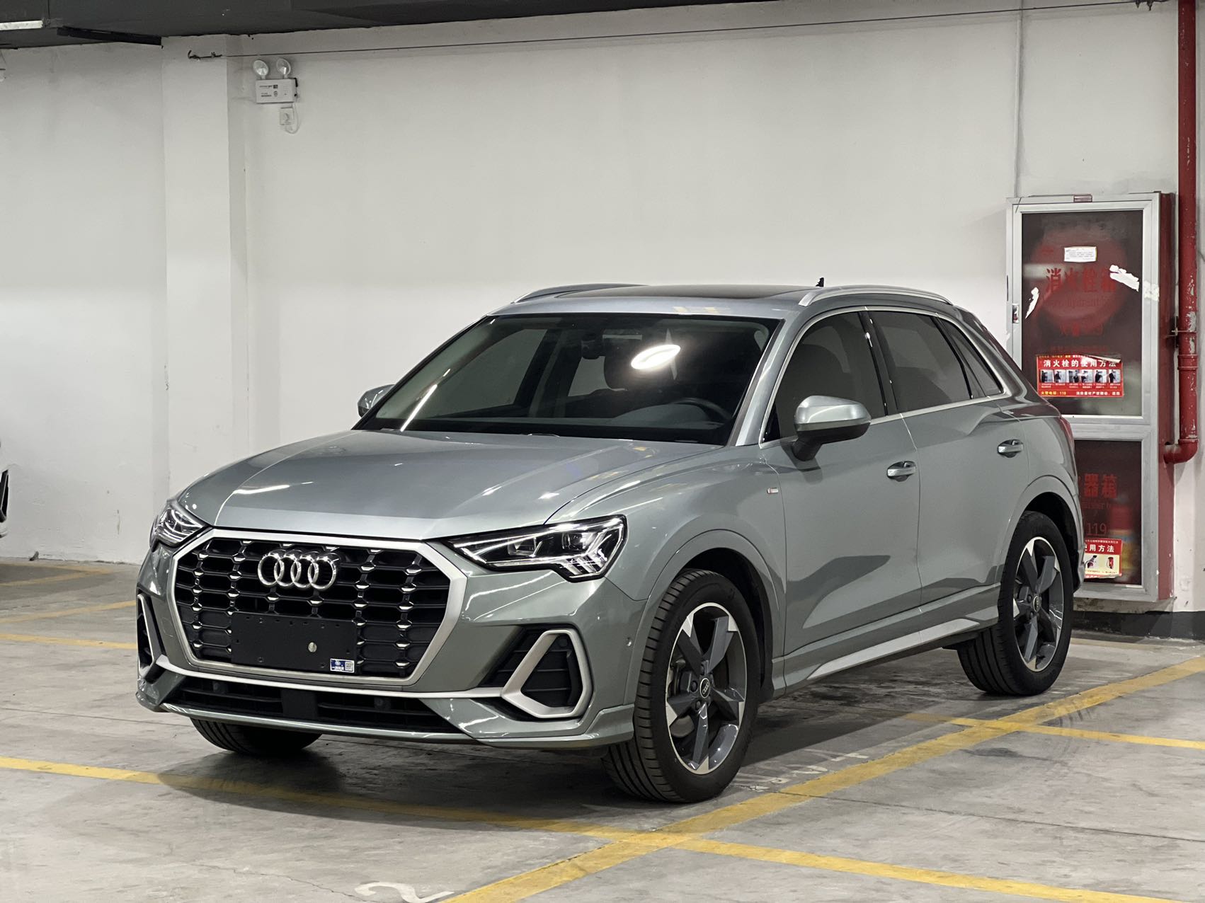 Audi Q3 2022, 35 TFSI, Комплектация «Модная Динамика»