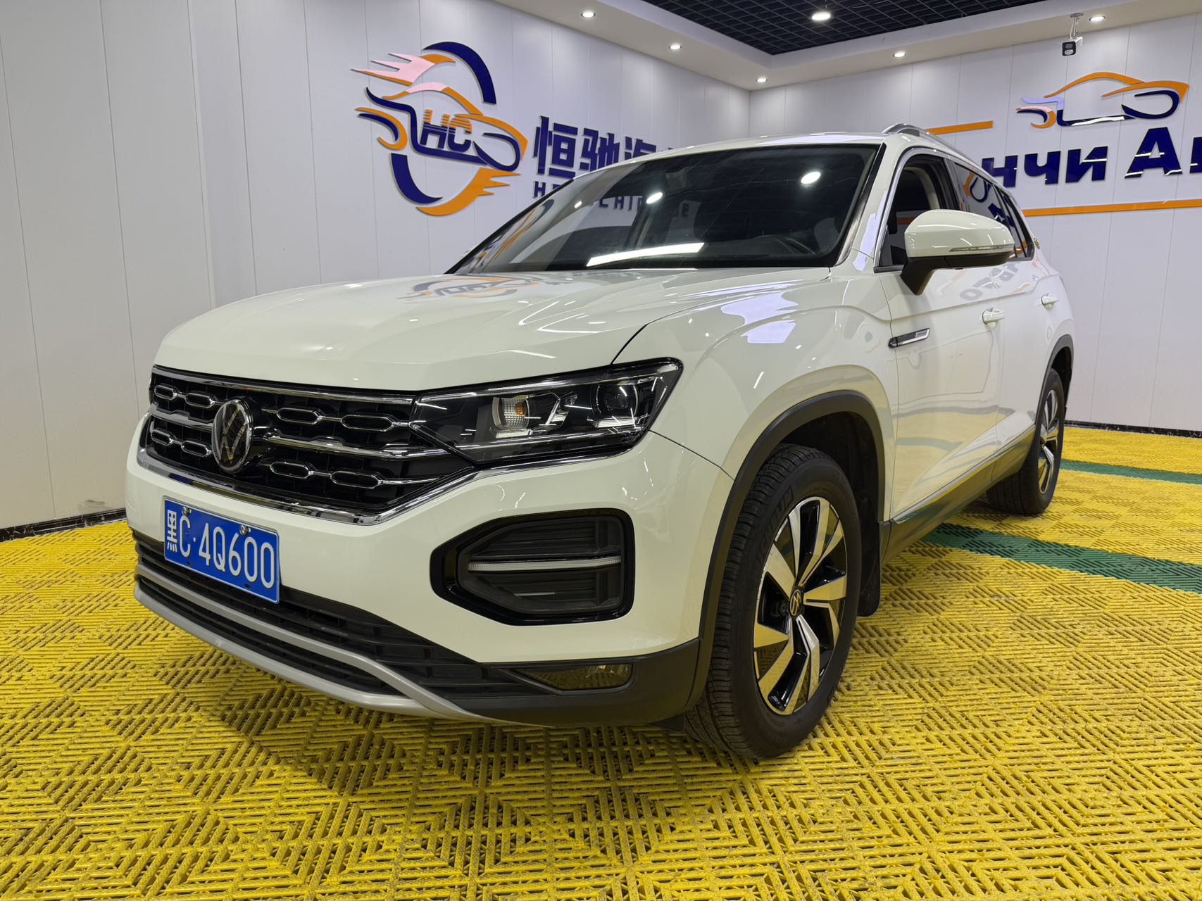Volkswagen 2022 Tayron 280TSI двухколесный привод, роскошная версия, умная версия