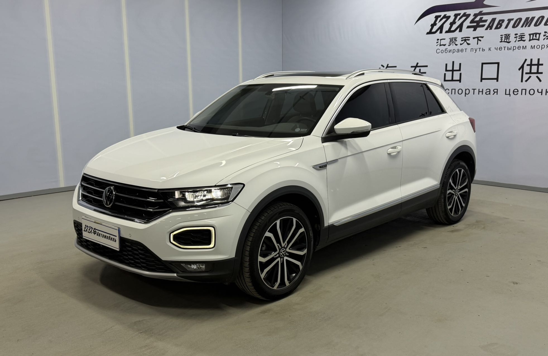 Volkswagen T-Cross 2021 год, обновленная версия 280TSI DSG полный привод, люксовая интеллектуальная версия
