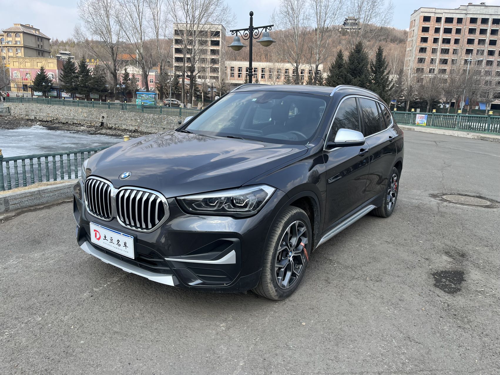 BMW X1 2022 sDrive20Li Модная модель