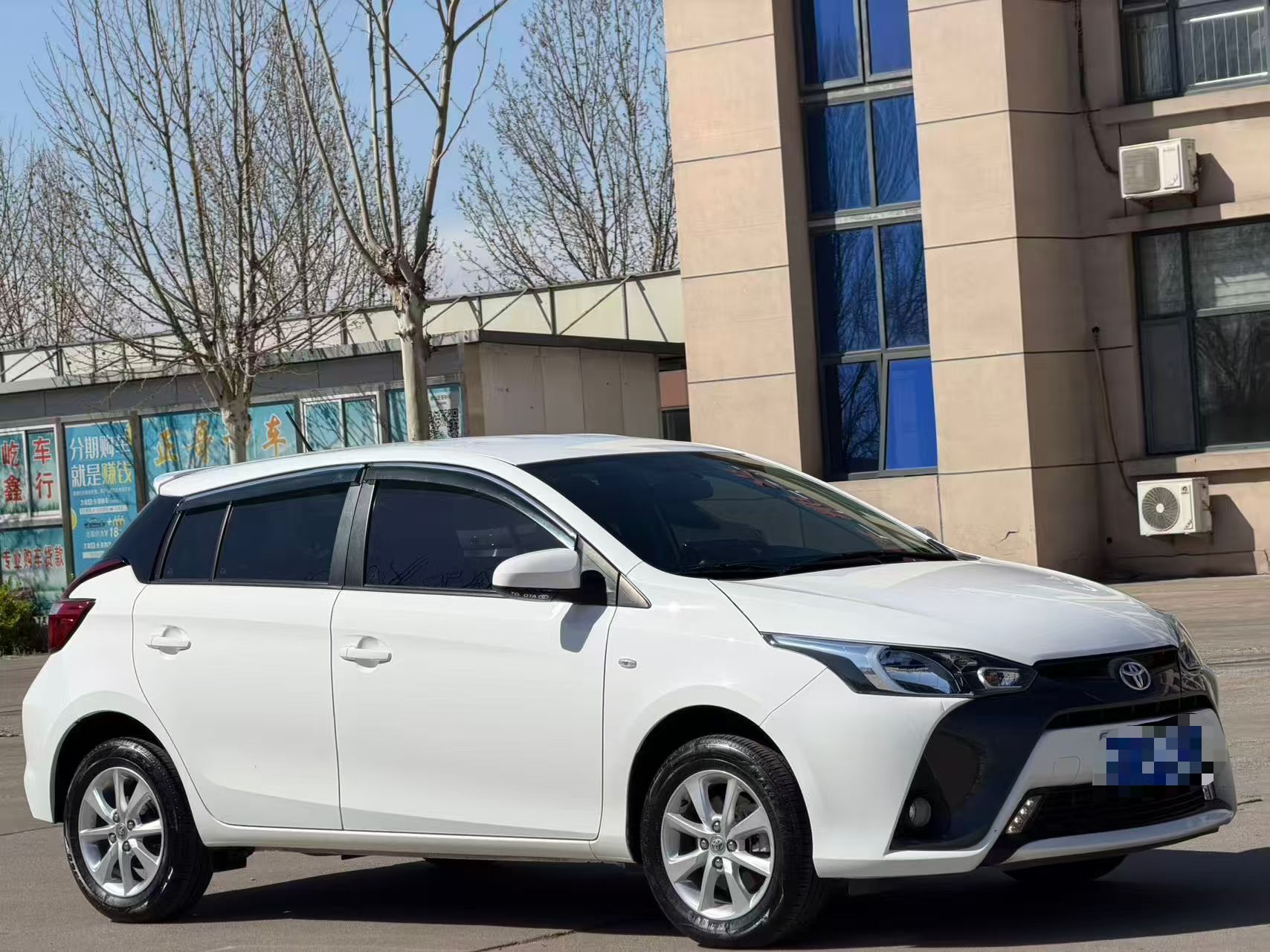Toyota Yaris L Excellent Plus