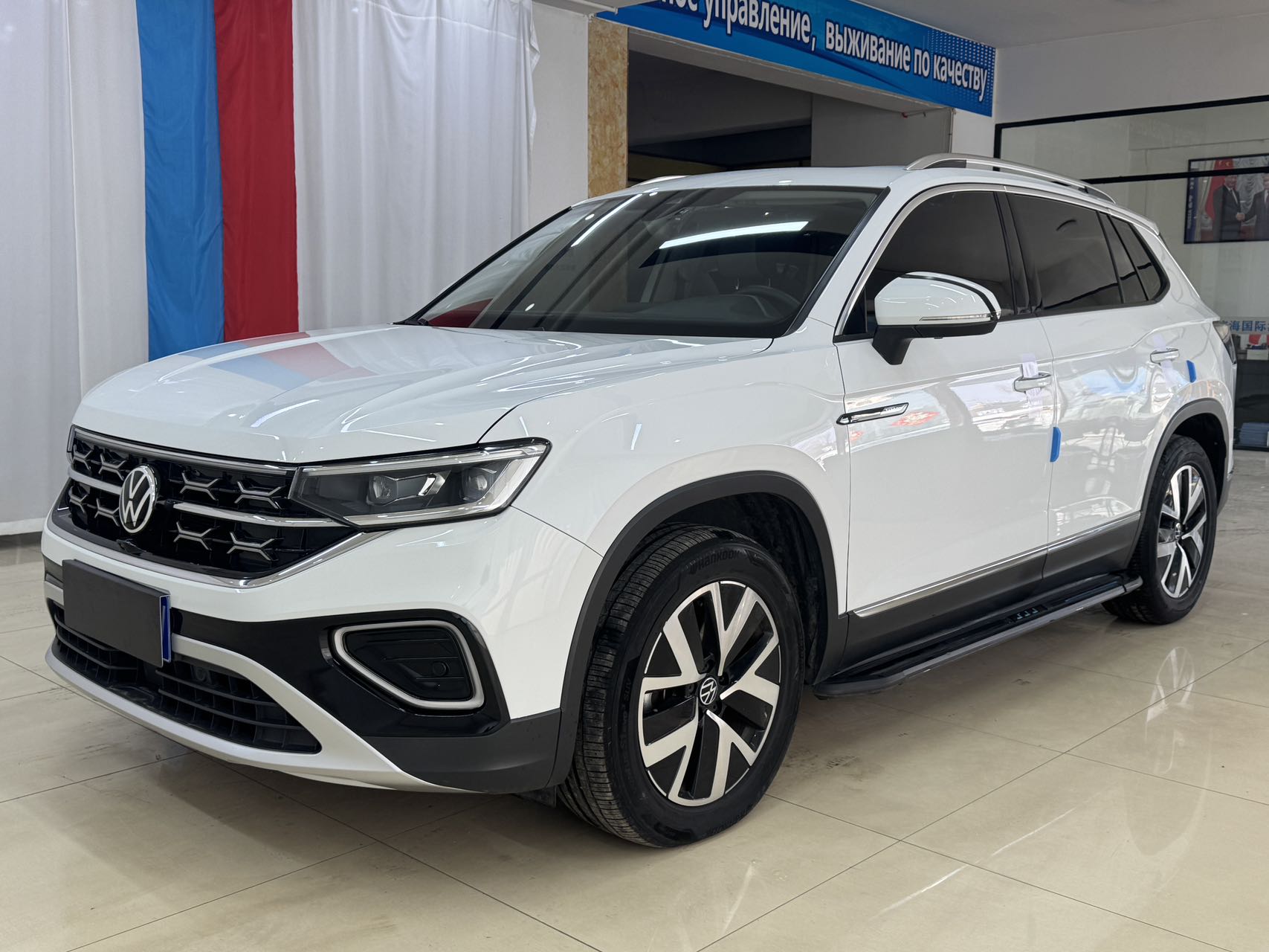 Volkswagen Tayron 2023 года, 280TSI, передний привод, версия Luxury Plus Advanced